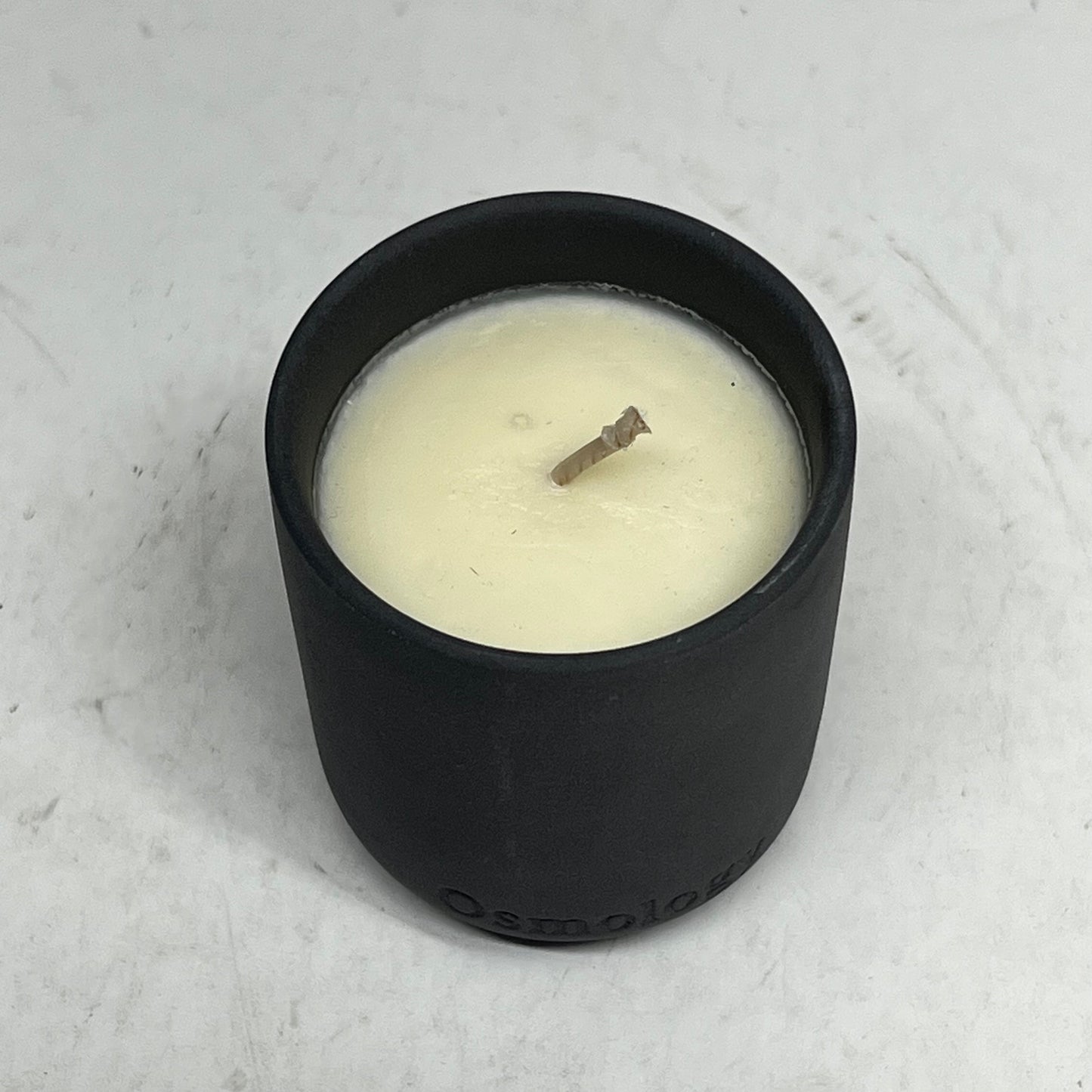 OSMOLOGY (2 PACK) Indian Sandalwood Candle 15 hr Burn 2.5 oz Grey OSM0168