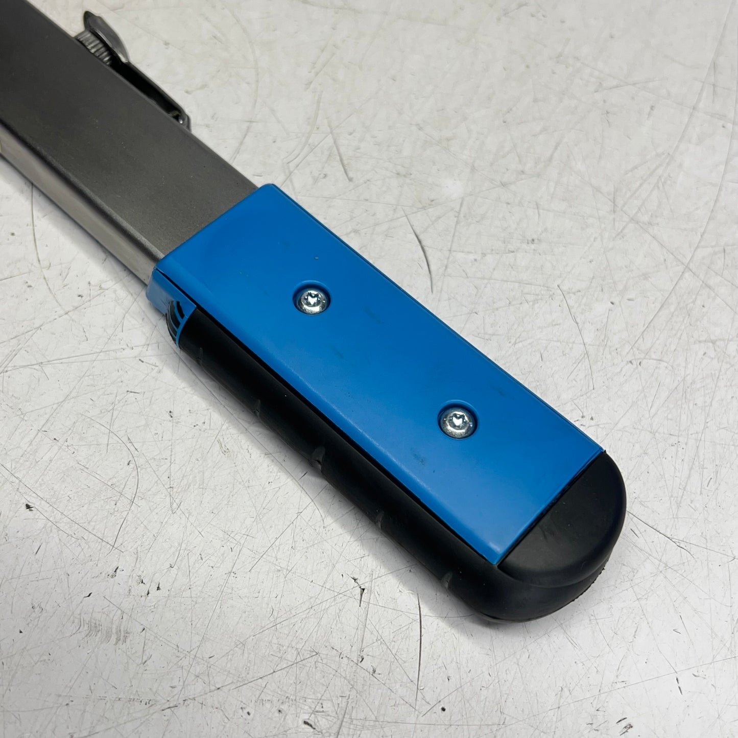 PRECISION INSUTRMENTS  Drive Split-beam Click Wrench 12" - 250 Blue C3FR250F