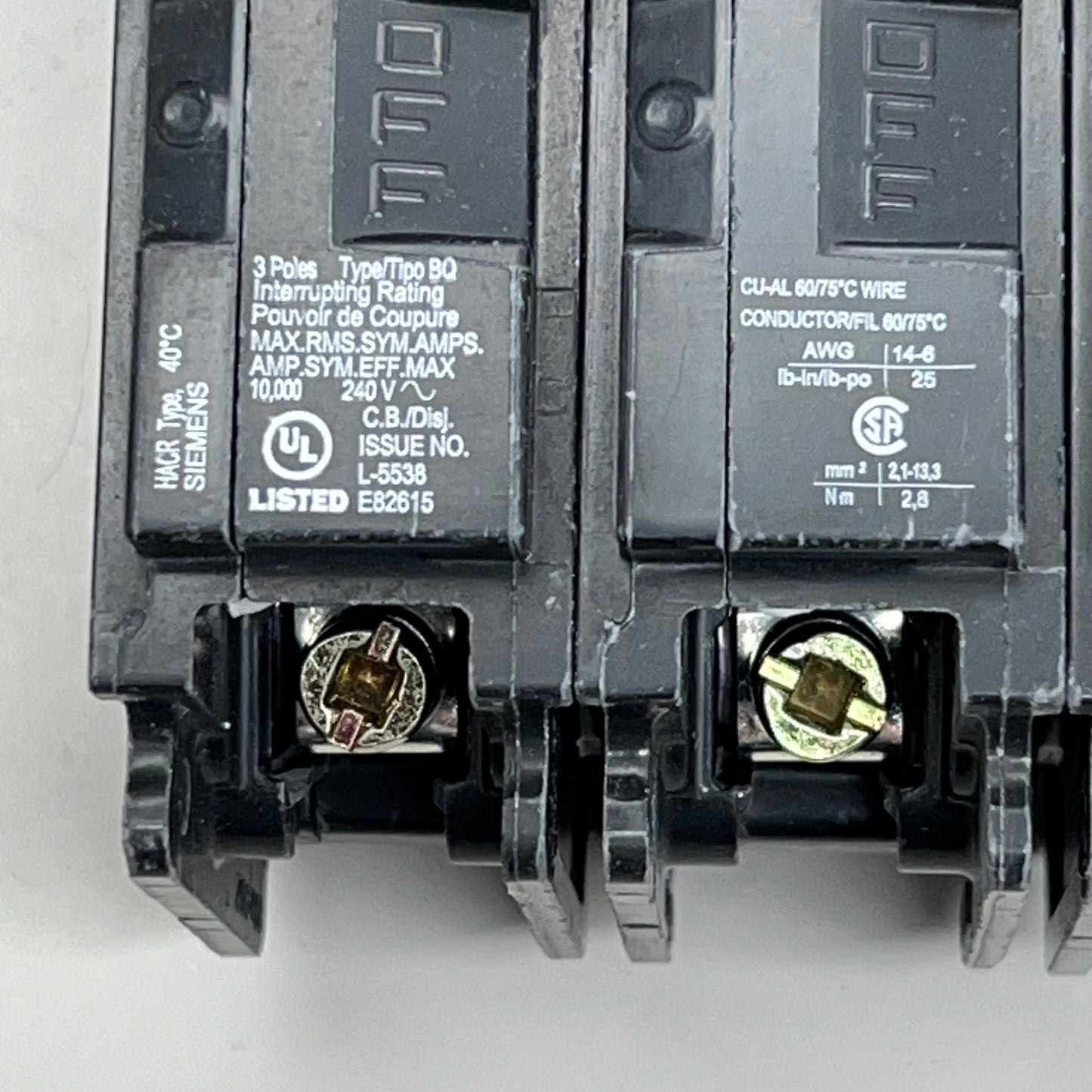 SIEMENS 30A 40 Degree C 3 Pole Circuit Breakers 240V BQ3B030