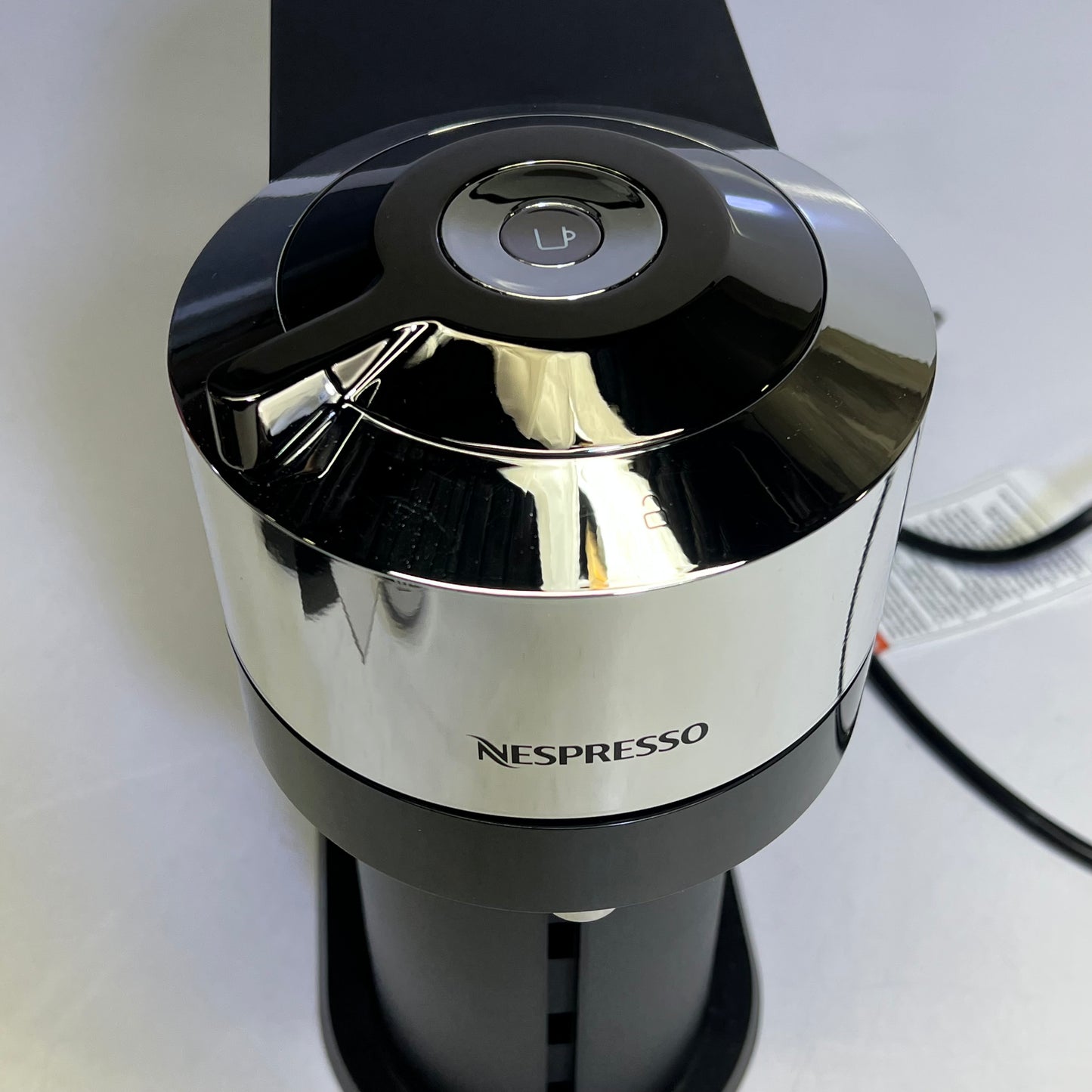 NESPRESSO Ultra Quiet Vertuo Next By De'longhi Coffee Kit Black/Silver ENV120CAE