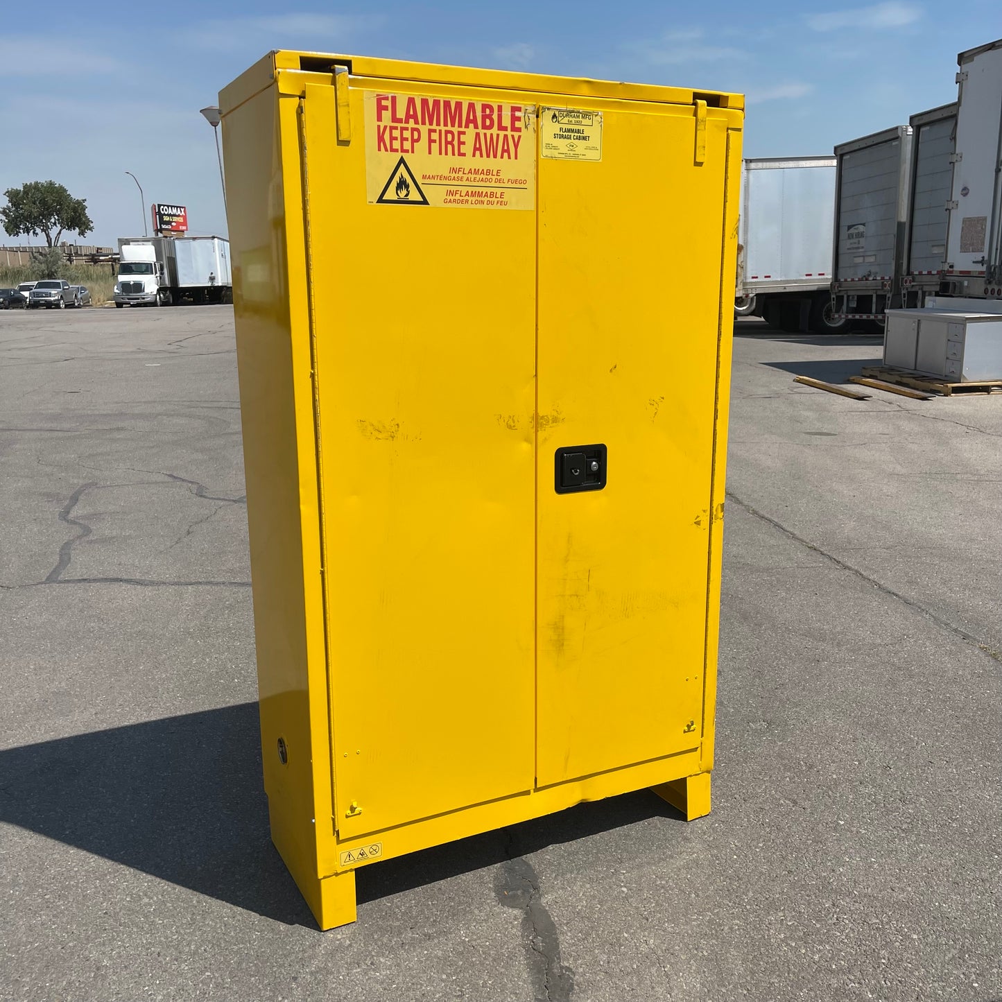 Z@ DURHAM Flammable Storage Cabinet 45 gal capacity 1045SL-50 (AS-IS)