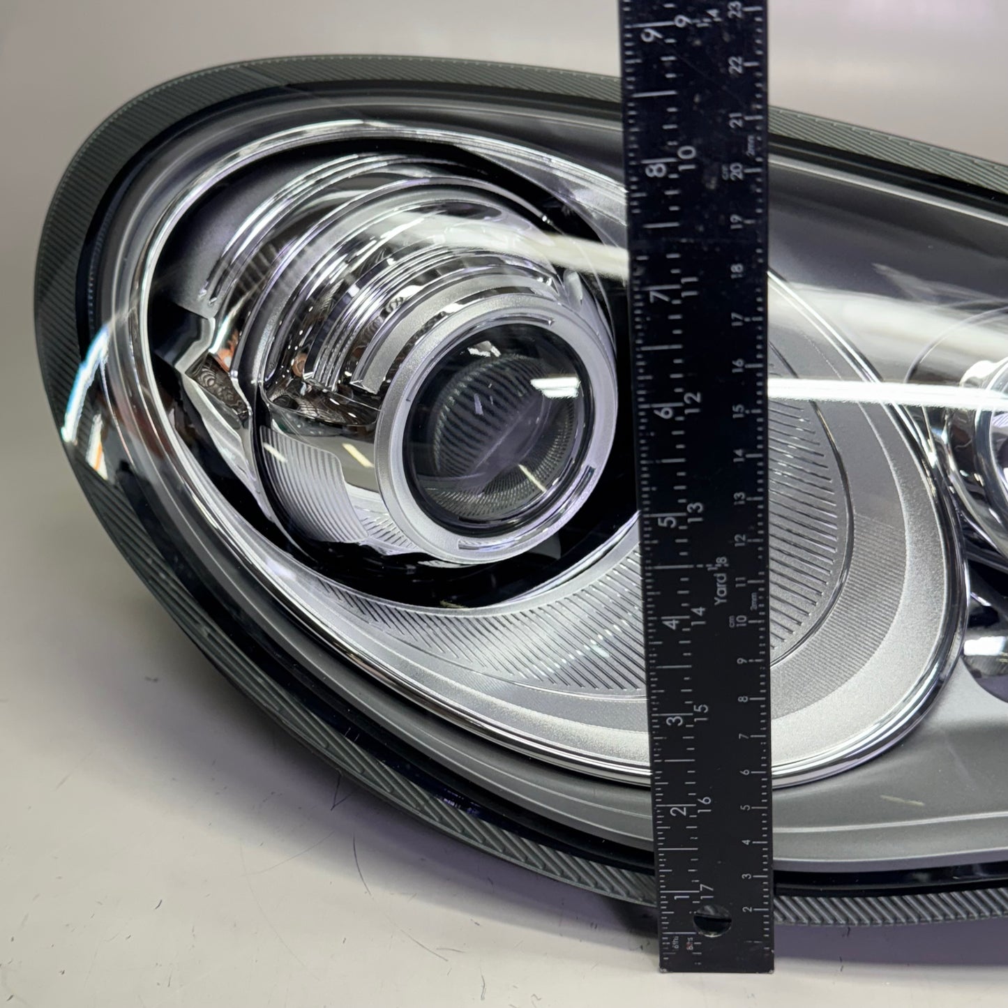 EVGENII LAKOVLEV (2 Pcs) Car Headlights Sz 22" L x 8" H, Black XC101214US