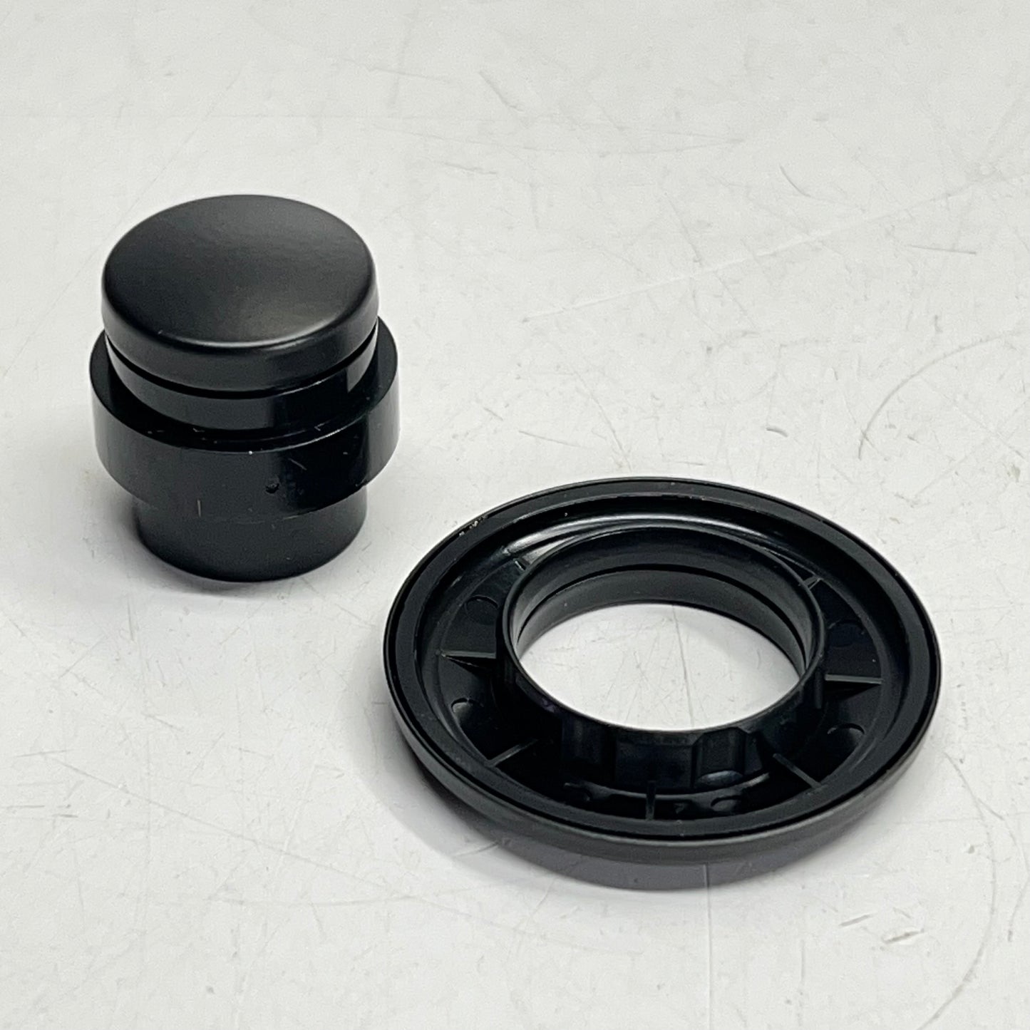 INSINKERATOR Sink Top Switch Button  Fits 1-1/4" to 1-1/2" Dia Black STC-MTBLK