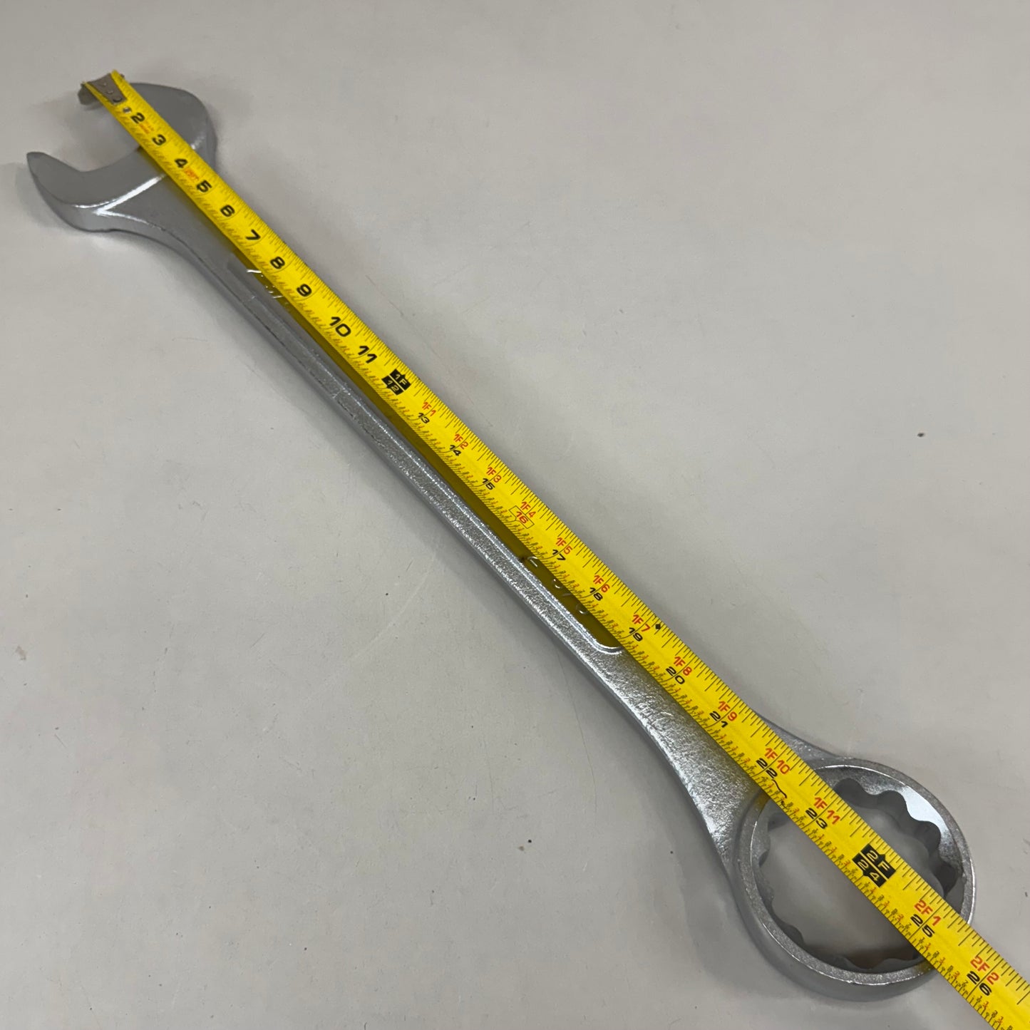 TITAN (4 Pieces) Jumbo SAE Combination Wrench Set 2-1/8" to 2-1/2" 17291