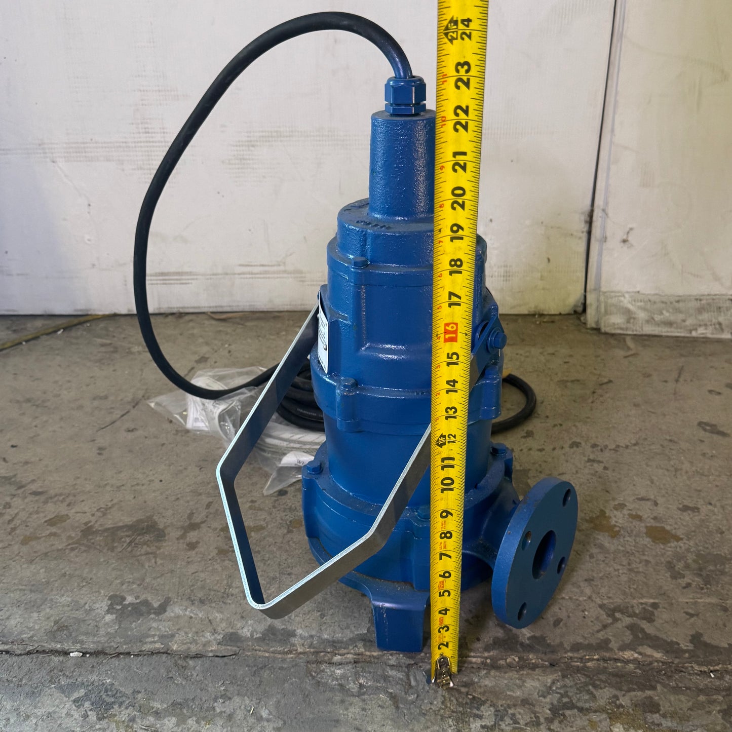 WEIL PUMP Submersible Pump 1.5HP/115V - 2" Ansi Discharge W-2436-14