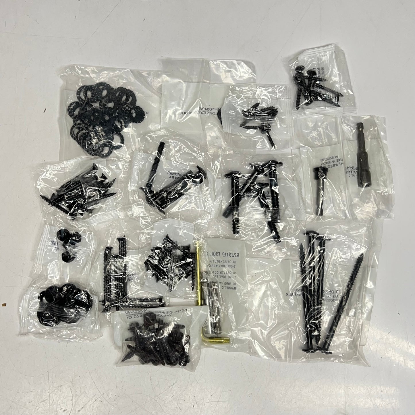 BACKYARD DISCOVERY Gazebo Hardware For Saxony Grill Gazebo Black 2104617D