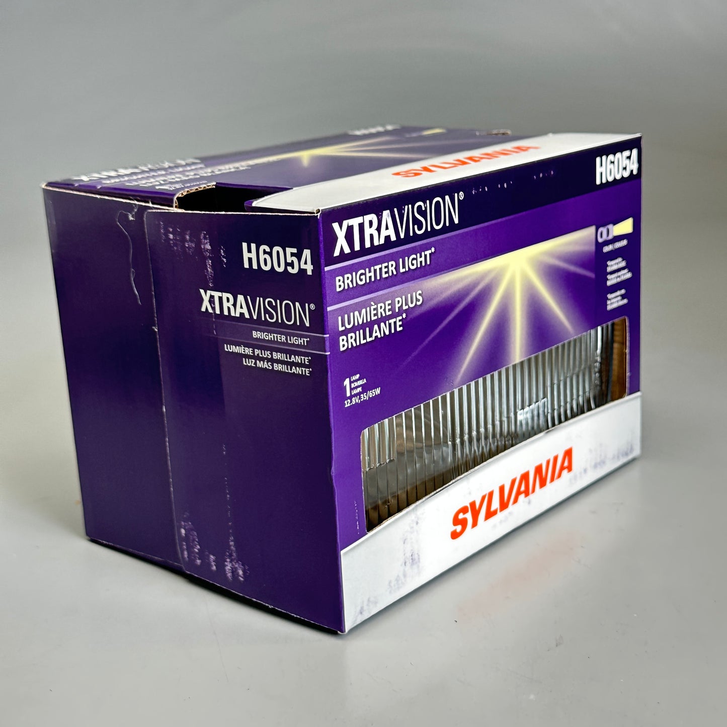 SYLVANIA XtraVision H6054 Sealed Beam Headlight 142x200 Sz 7 in X 5.5 in Silver