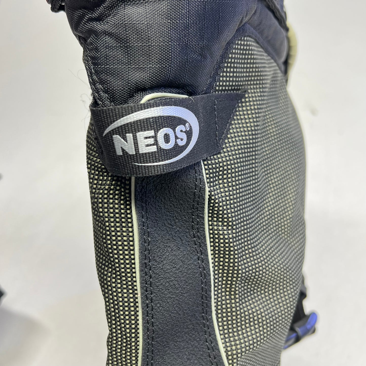 NEOS Navigator Glacier Trek SPK Insulated Overshoe  M Sz 7.5-9 W Sz 9-10.5 GreeN