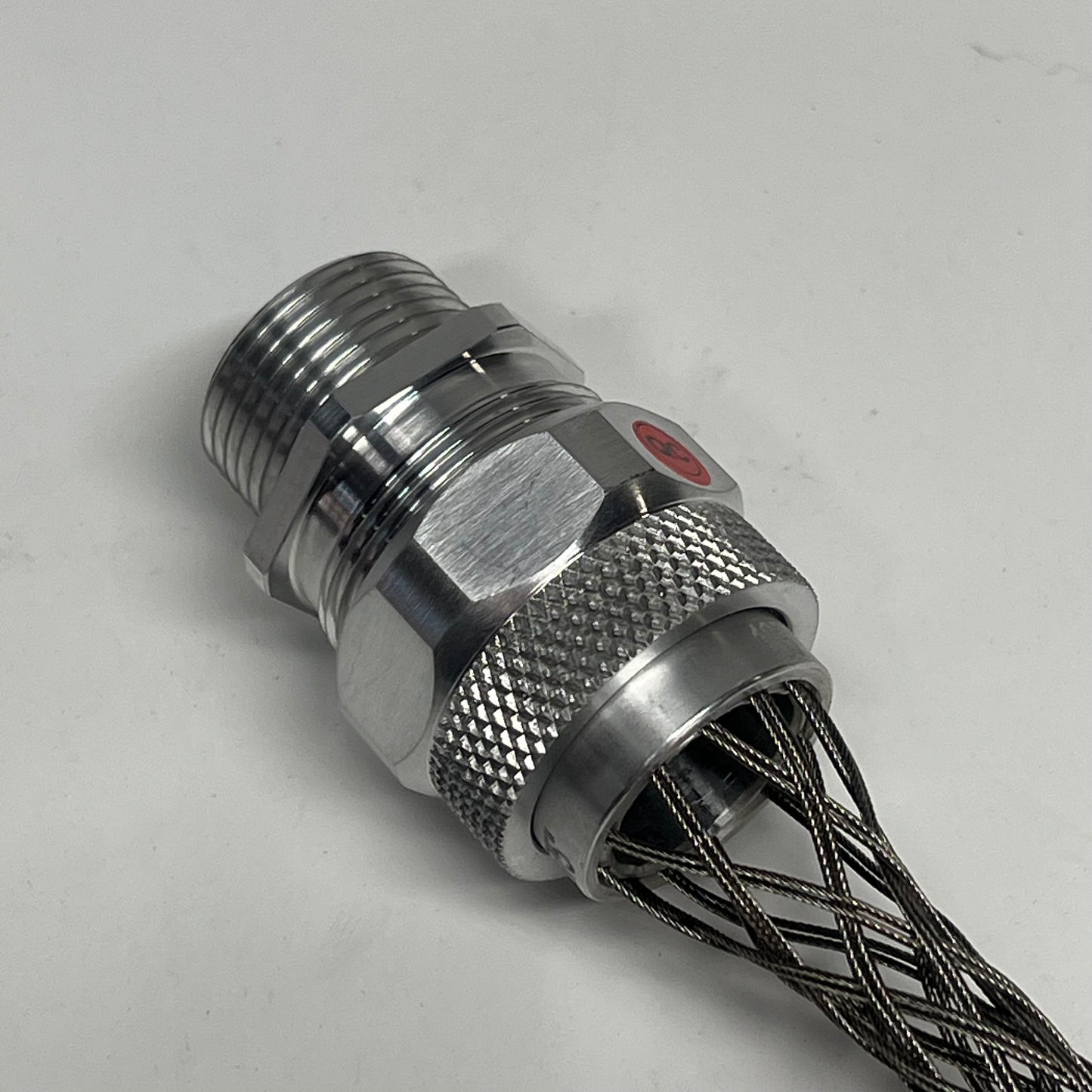 LEVITON Wire Mesh Safety Stain Relief Grip Ss 0.63" to 0.75" Cable L7713-100