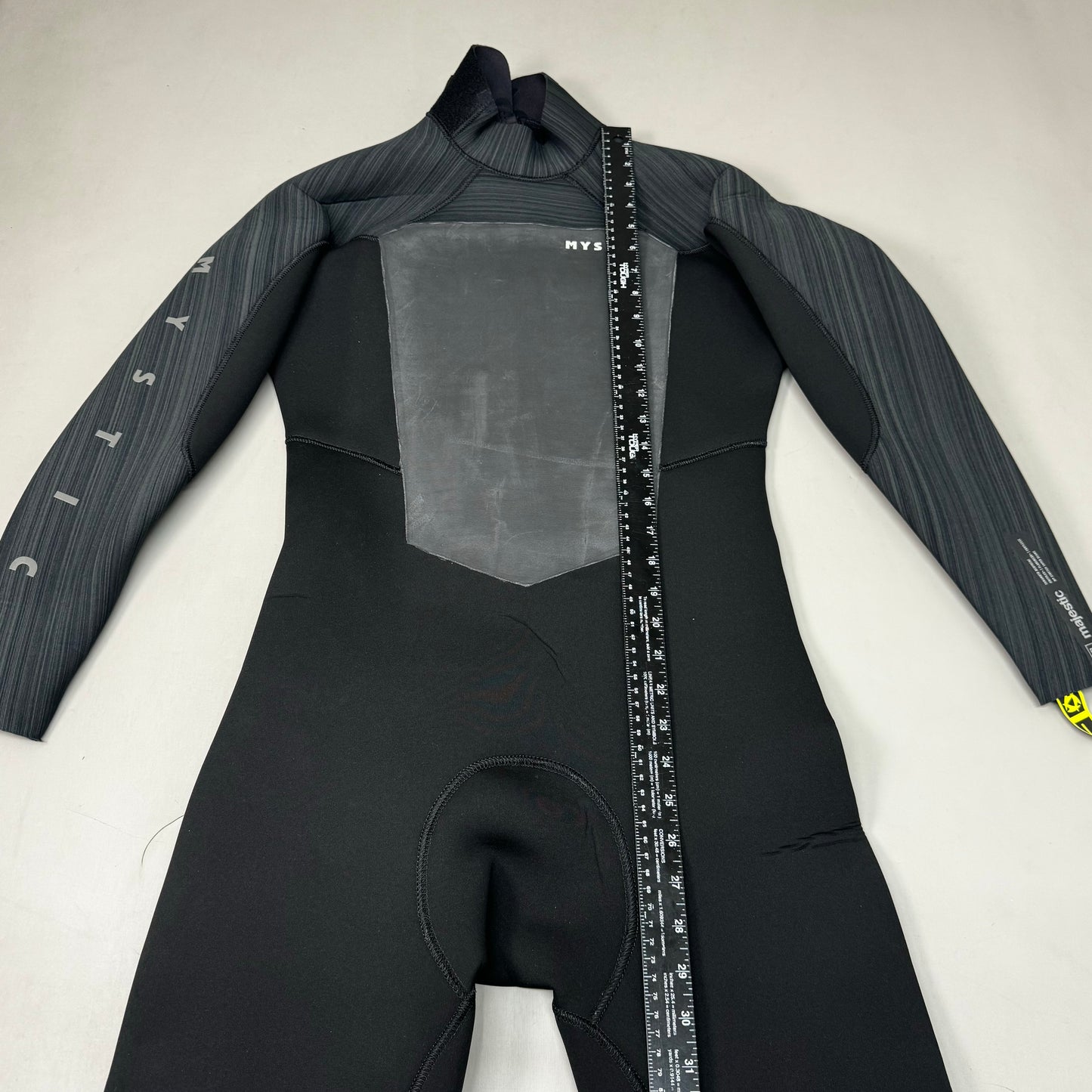 MYSTIC Majestic 2022 Fullsuit Back-zip Knitflex+ 5/4mm Sz L Black 35000.220005