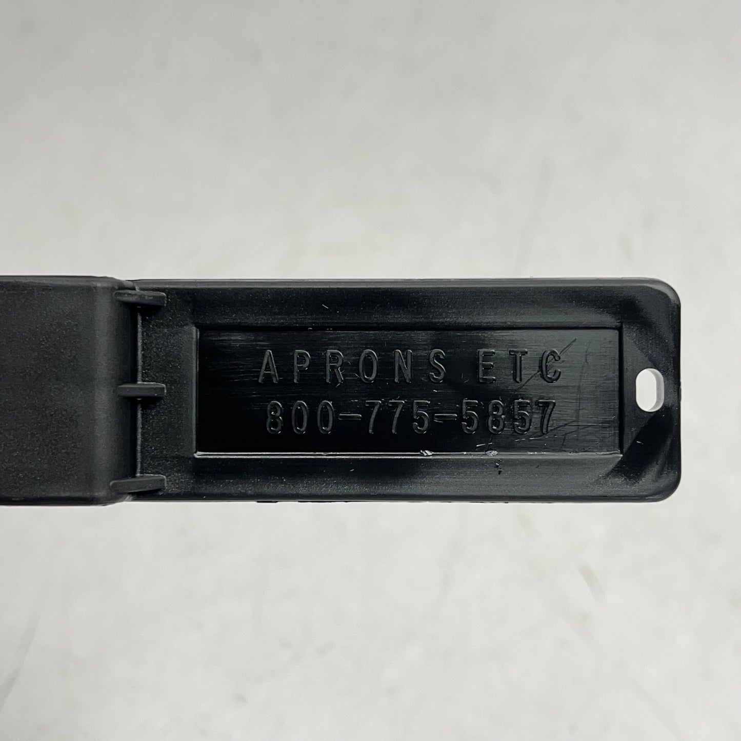 APRONS (10 PACK) High Impact Plastic Material Tote Markers  8"x1.5" Black 023B