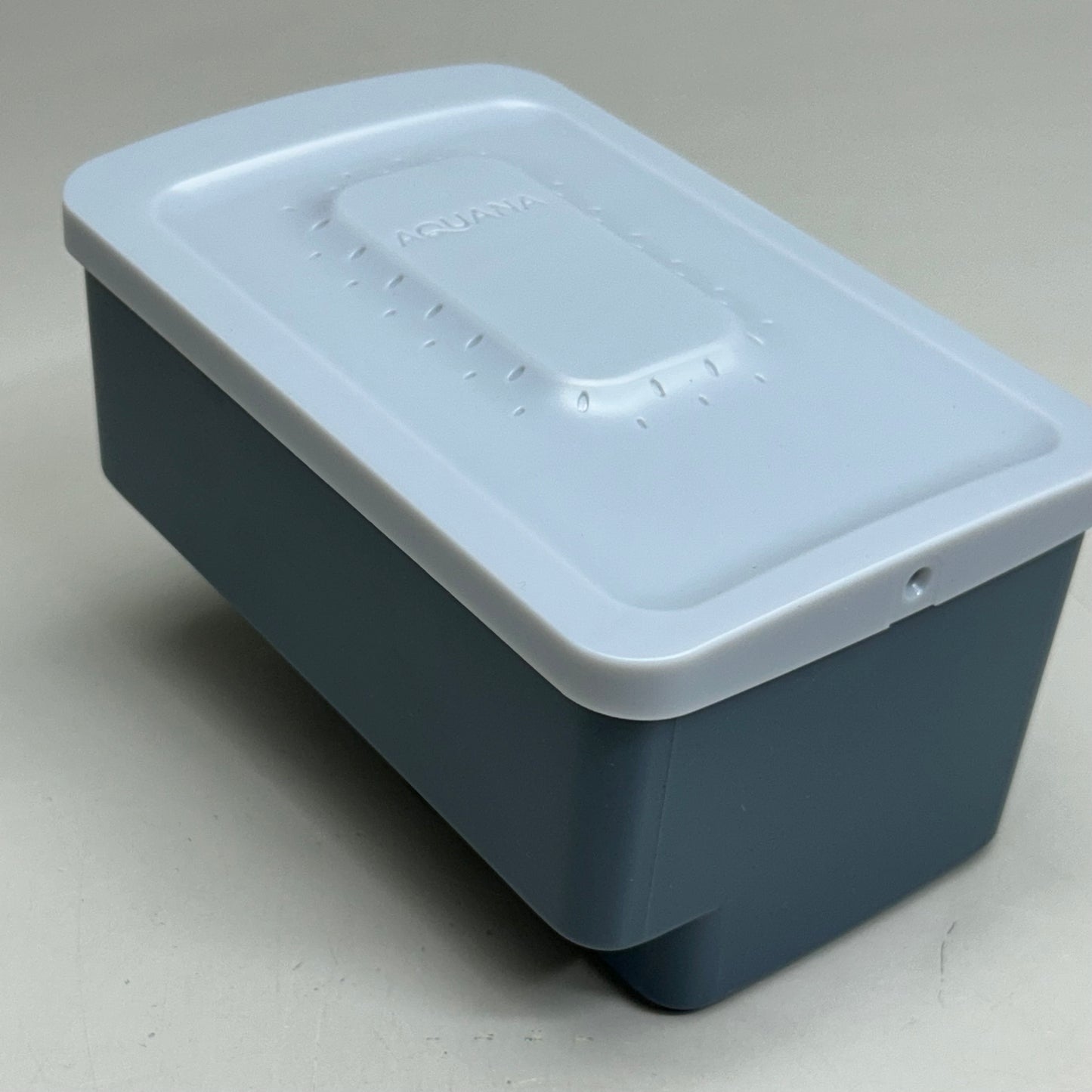 ZA@ Pallet of (Apprx 770+) AQUASENSE Outdoor Smart Valve Enclosure (Only) Replacement Part Grey & Grey Blue