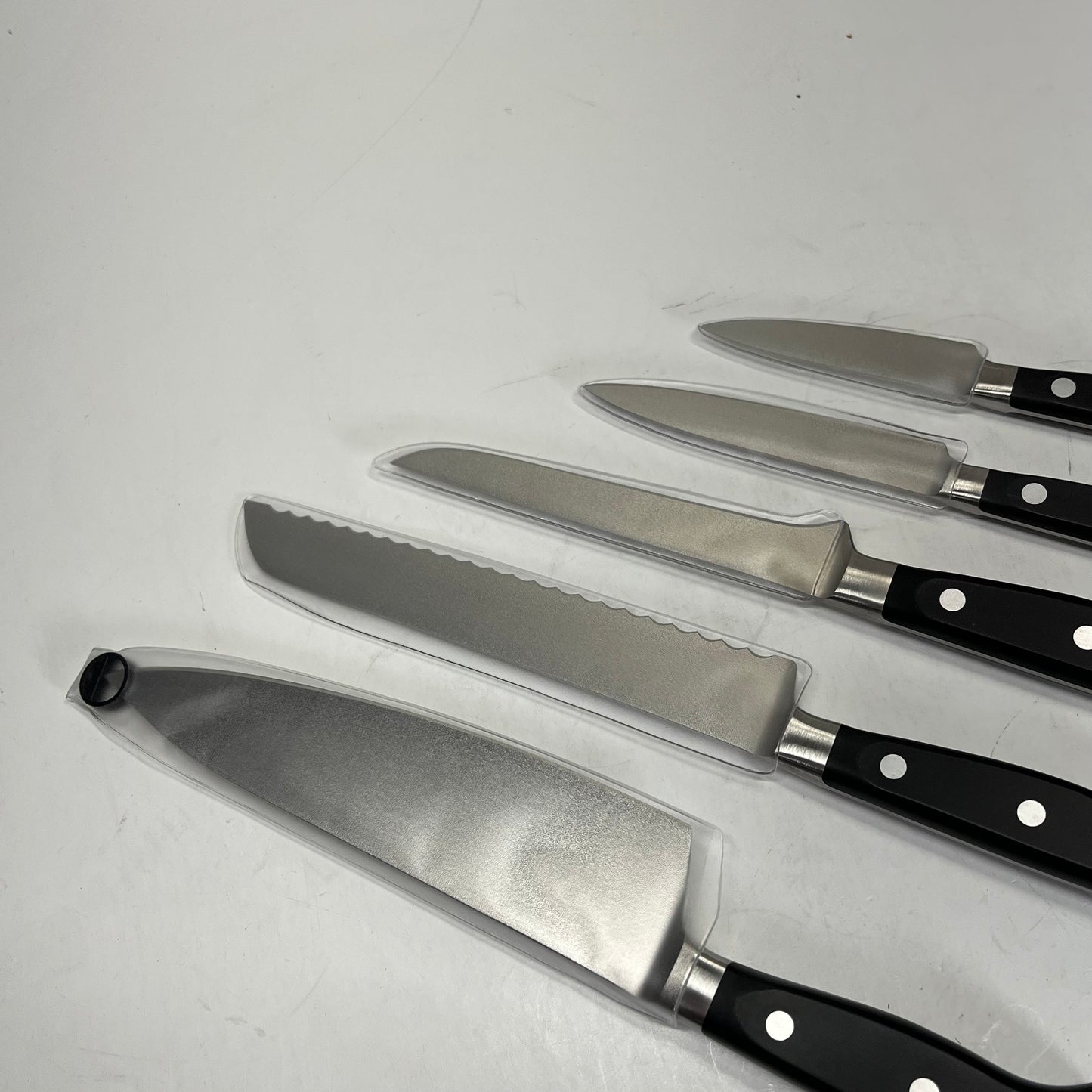 MERCER CULINARY Renaissance Knife Block Set W/ Glass Block 6 Pieces Black M23500