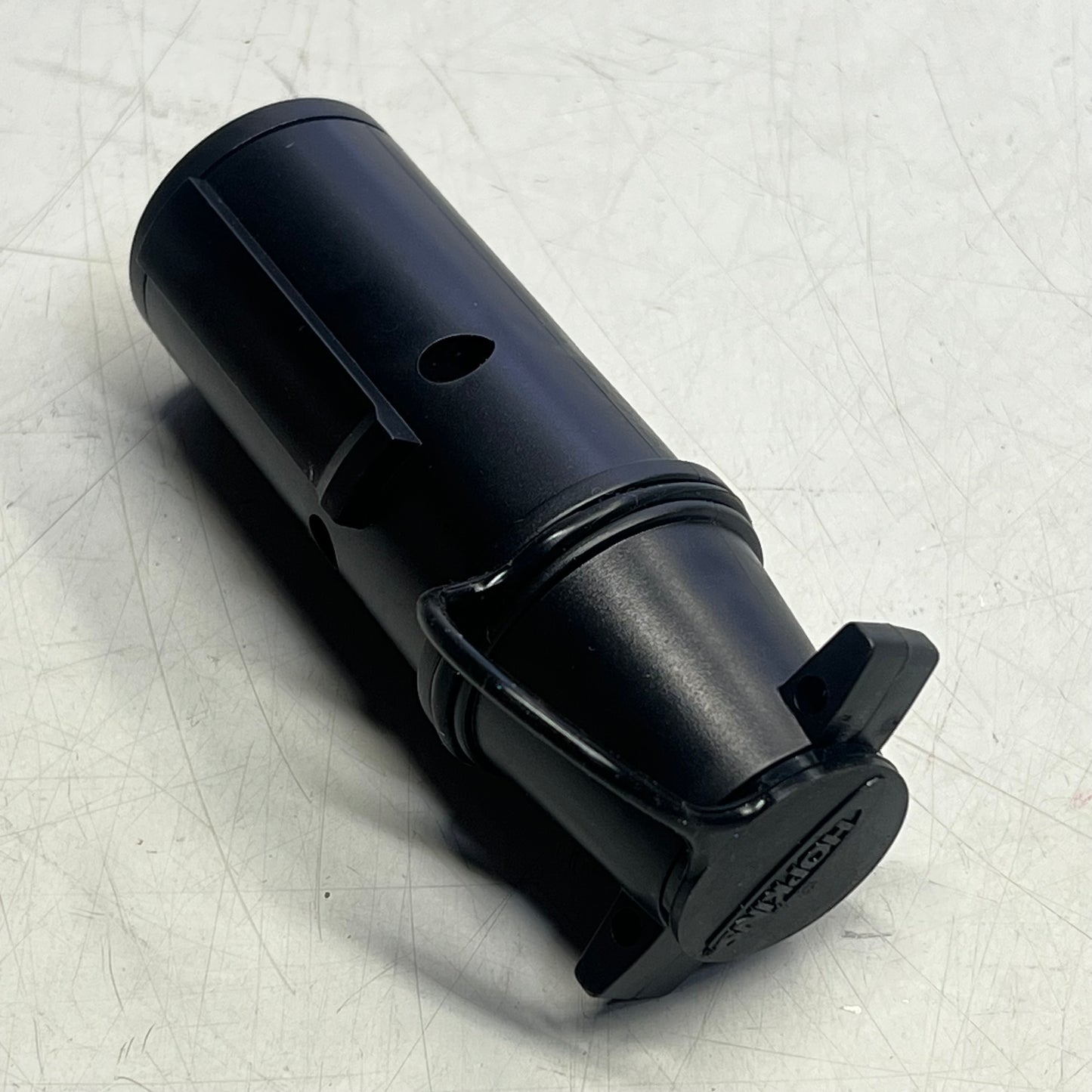 HOPKINS 7 Round To 6 Round Adapter Impact & Corrosion Resistant Black 47445