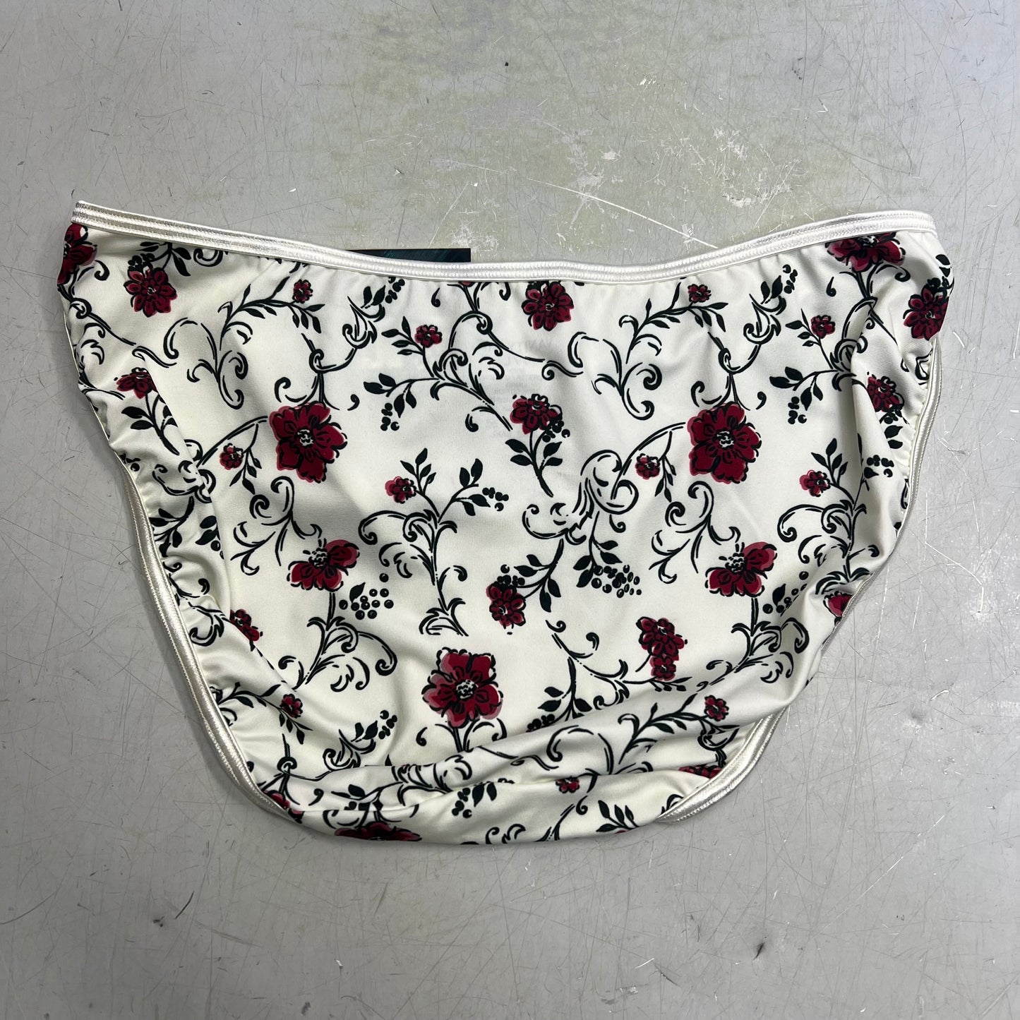 ZA@ VANITY FAIR Lot Of String Bikini Underwear Silk Soft Floral Pattern Women's Variety of Sizes Pink/White/Red/Green