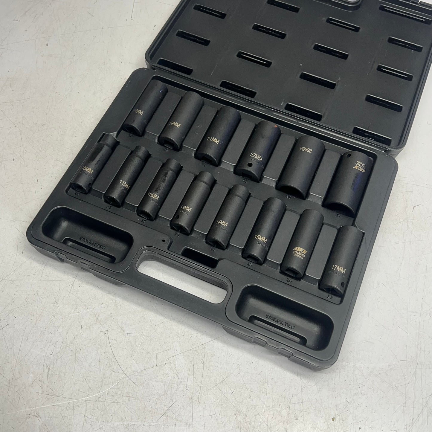 ASCOT (14 PIECE SET) Deep Impact Socket Set W/ Hard Case Metric Black 1153MD