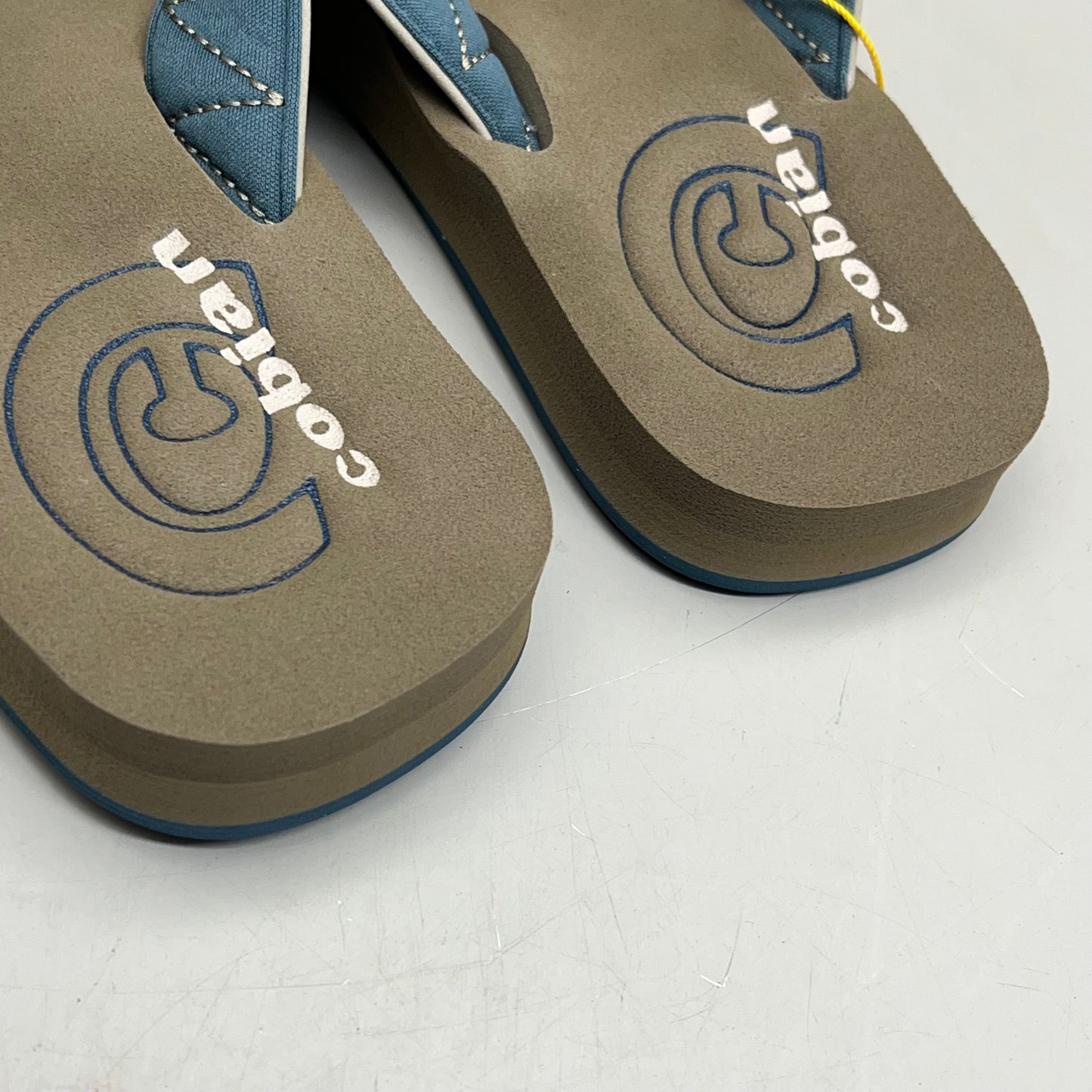 COBIAN Synthetic Strap Floater Sandals Men's Sz 8, EU 40 Taupe FLT18-240-8