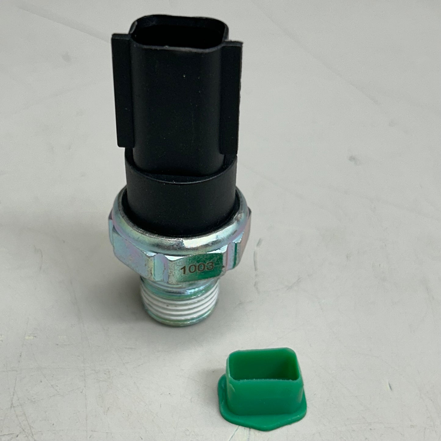 CARQUEST Engine Oil Pressure Switch For Dodge & Jeep 59A1002