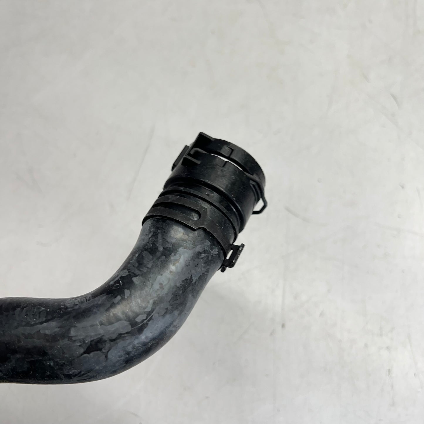 GATES Coolant Hose for Audi & Volkswagen Vehicles 32-1/2" Black 51835