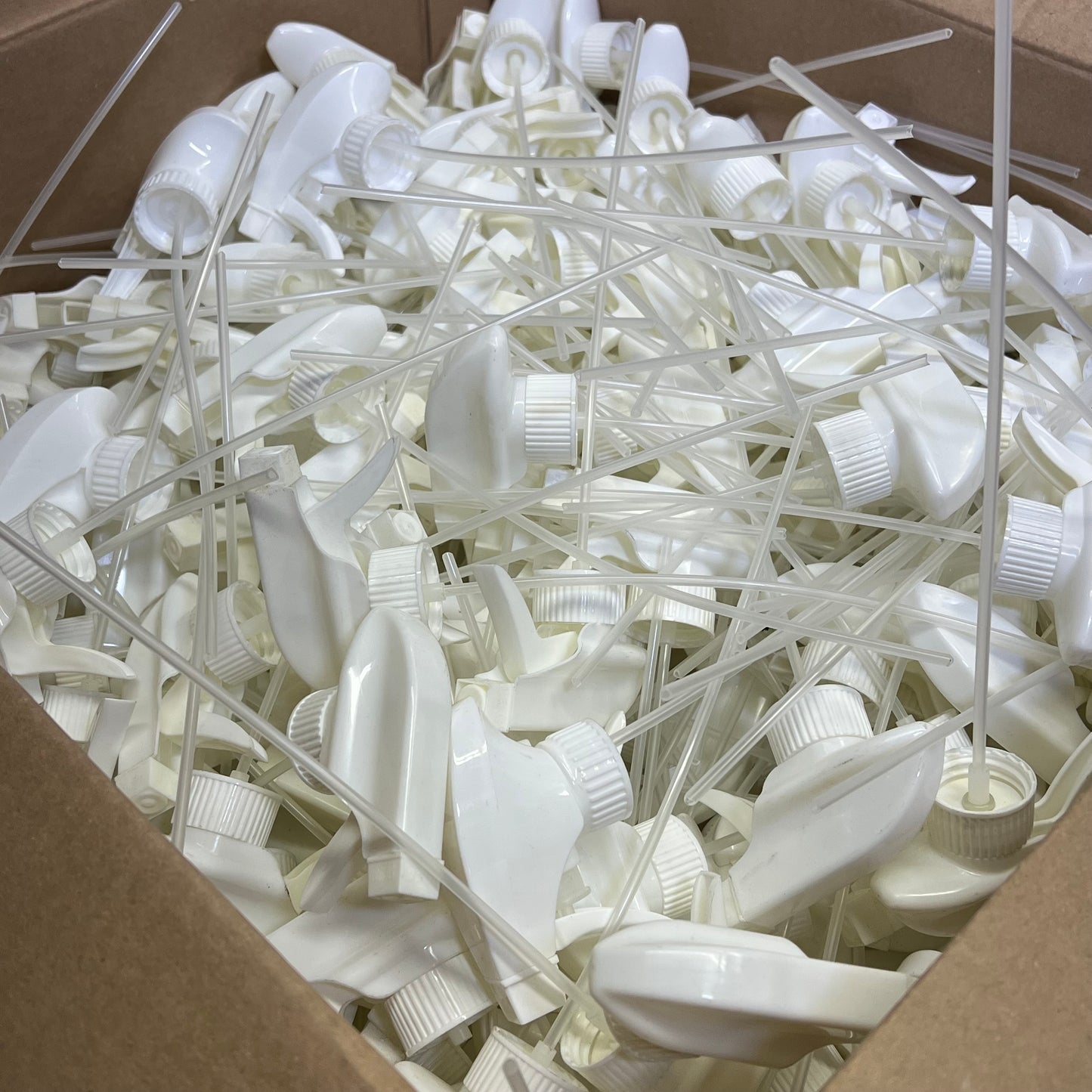 ZA@ Lot Of Plastic Stray Nozzle Bottle Lids 10" White