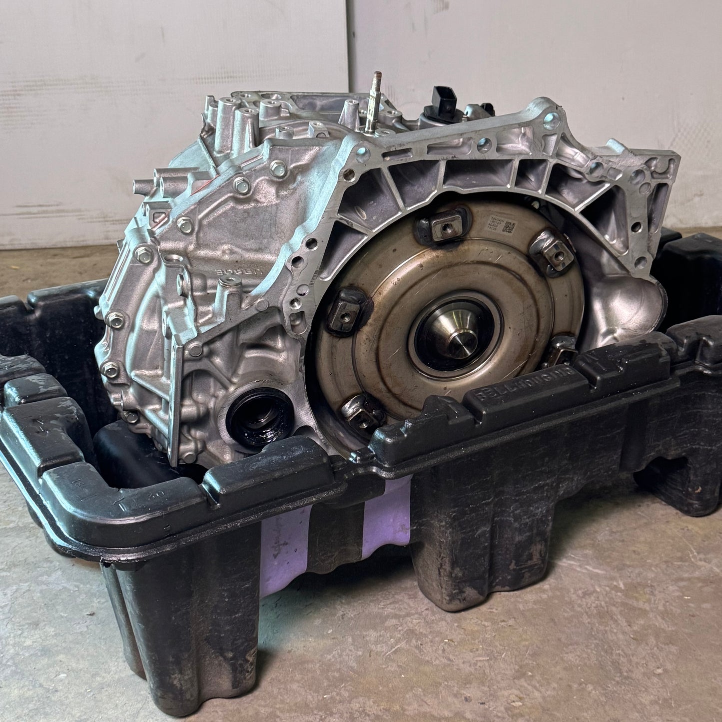 Toyota/Lexus OEM Reman Transmission w/ Torque Converter 30510-33871-84