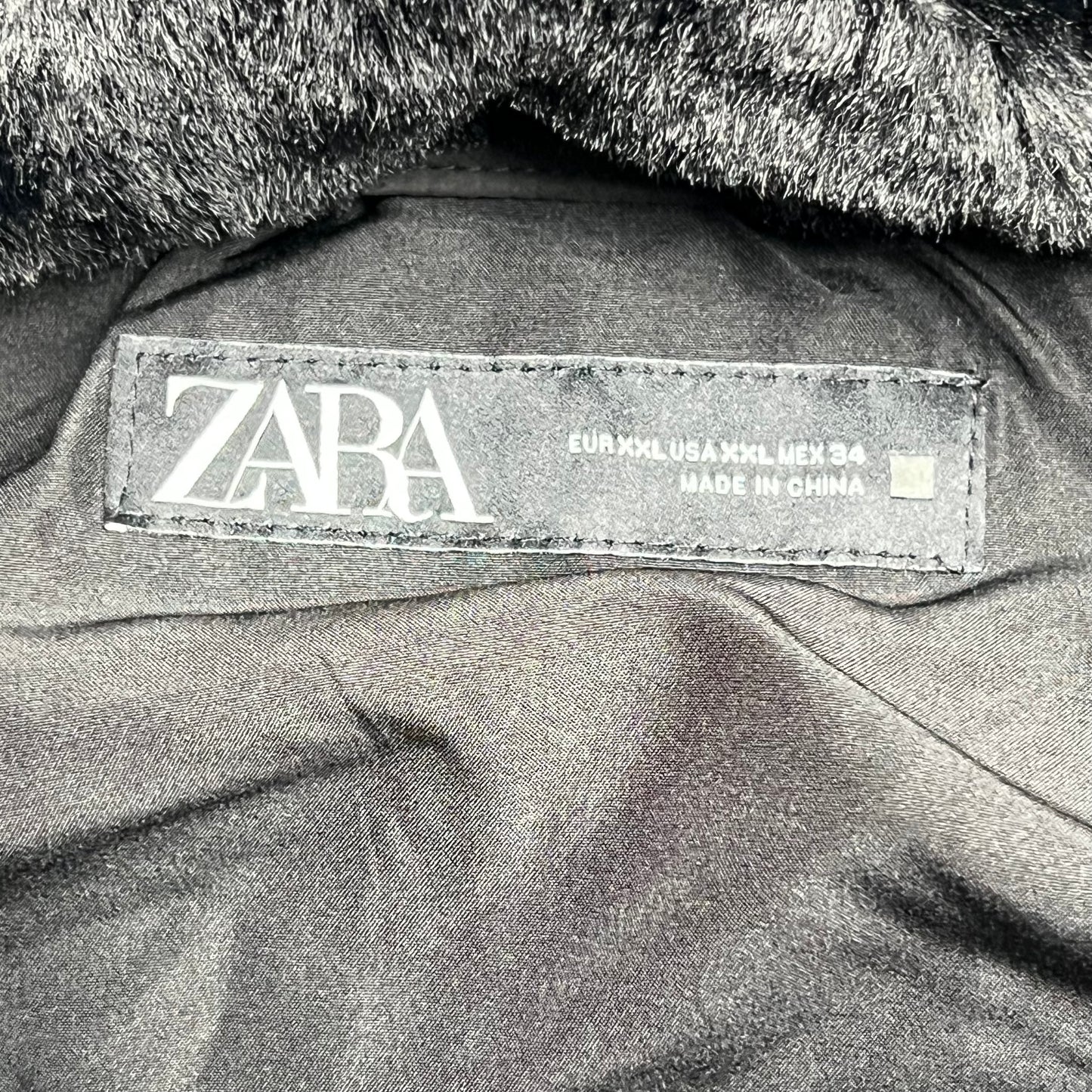 ZA@ ZARA Winter Coat W/ Faux Fur Hood Women's Sz XXL Black/Gold
