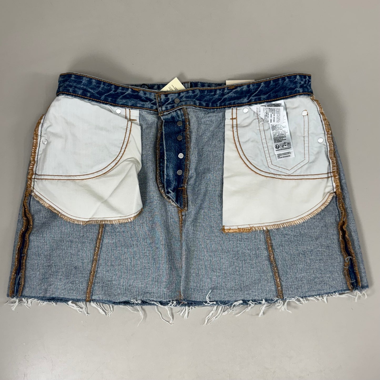 LEVIS Recrafted Icon Skirt Mid Rise Original Women's Sz 32 Novel Notion Med Wash