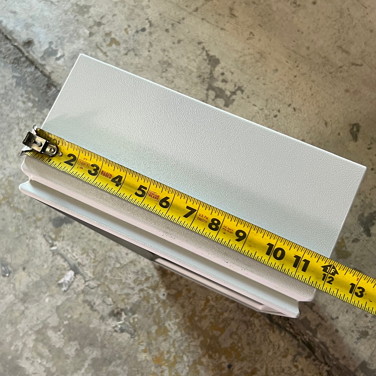 RITTAL Bus Enclosure Sz 12” L x 6” W x 31” H, White KX1613.000