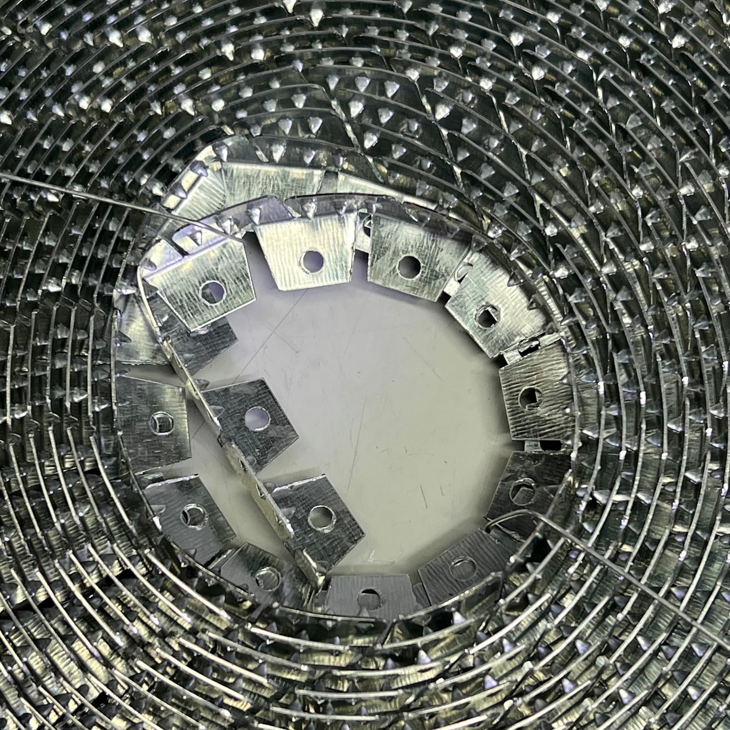 ZA@ Pli-Grip - Flex Trim Metal Tack Strip 65' Chrome TAC100M HVY