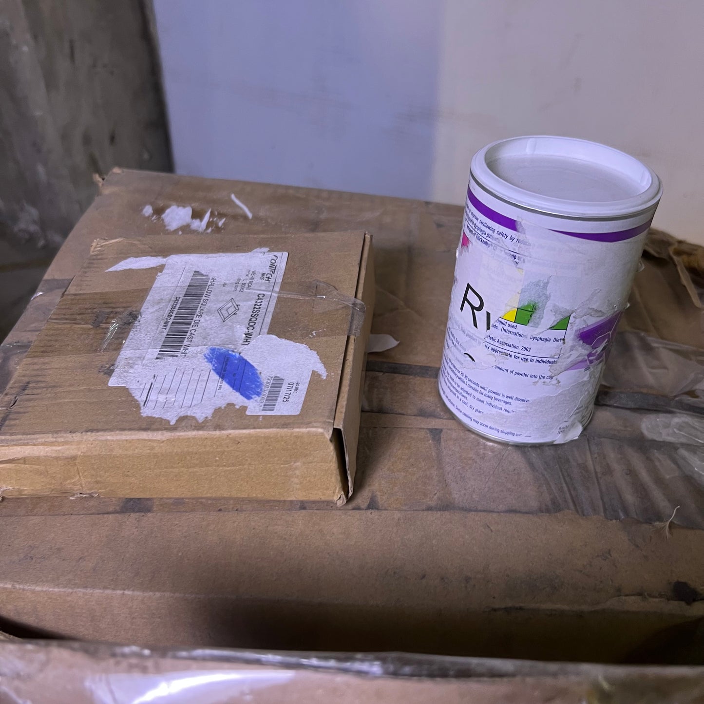 ZA@ Pallet of MIXED, KOROSEAL Wall Covering, Foam Soap, Iced Tea, Etc... (AS-IS)