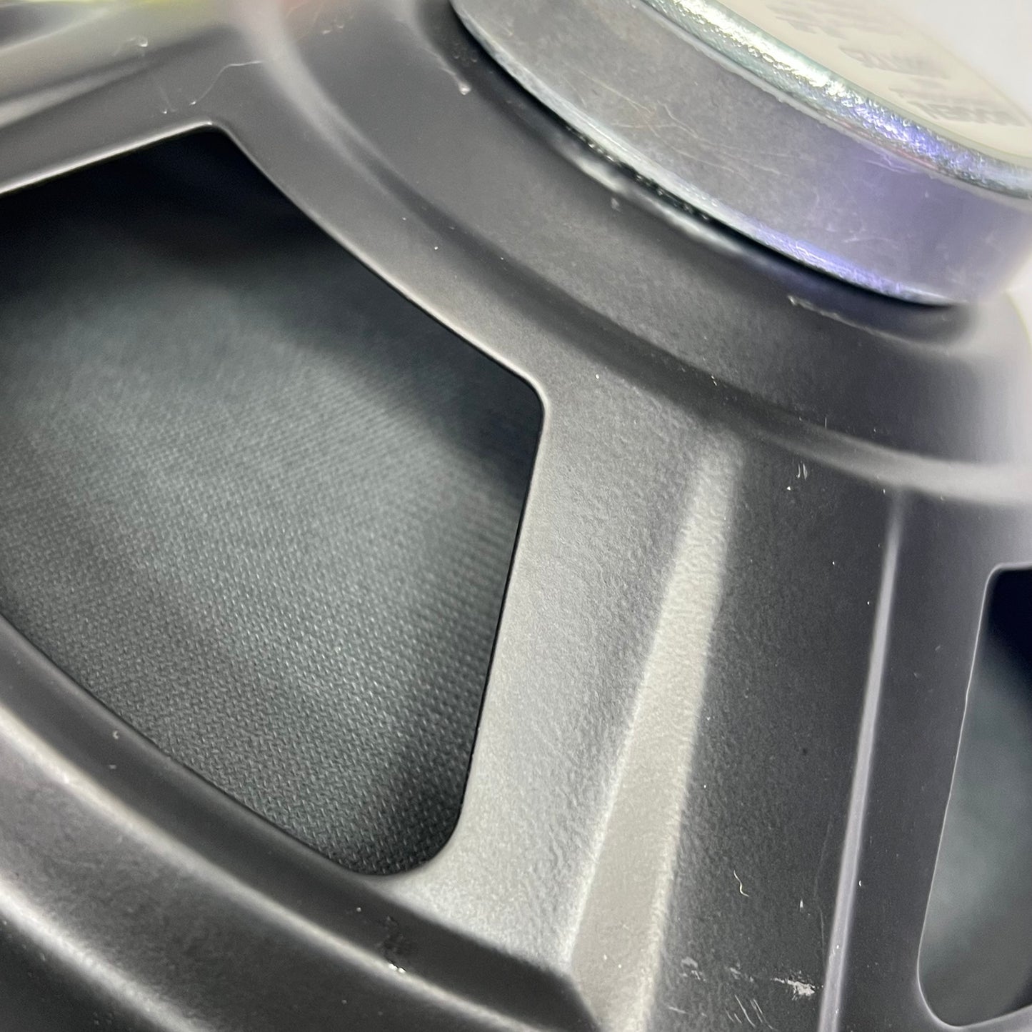 BOGEN Ceiling Speaker Assembly 8" 4-Watt Capacity Off-White S86T725PG8WVK