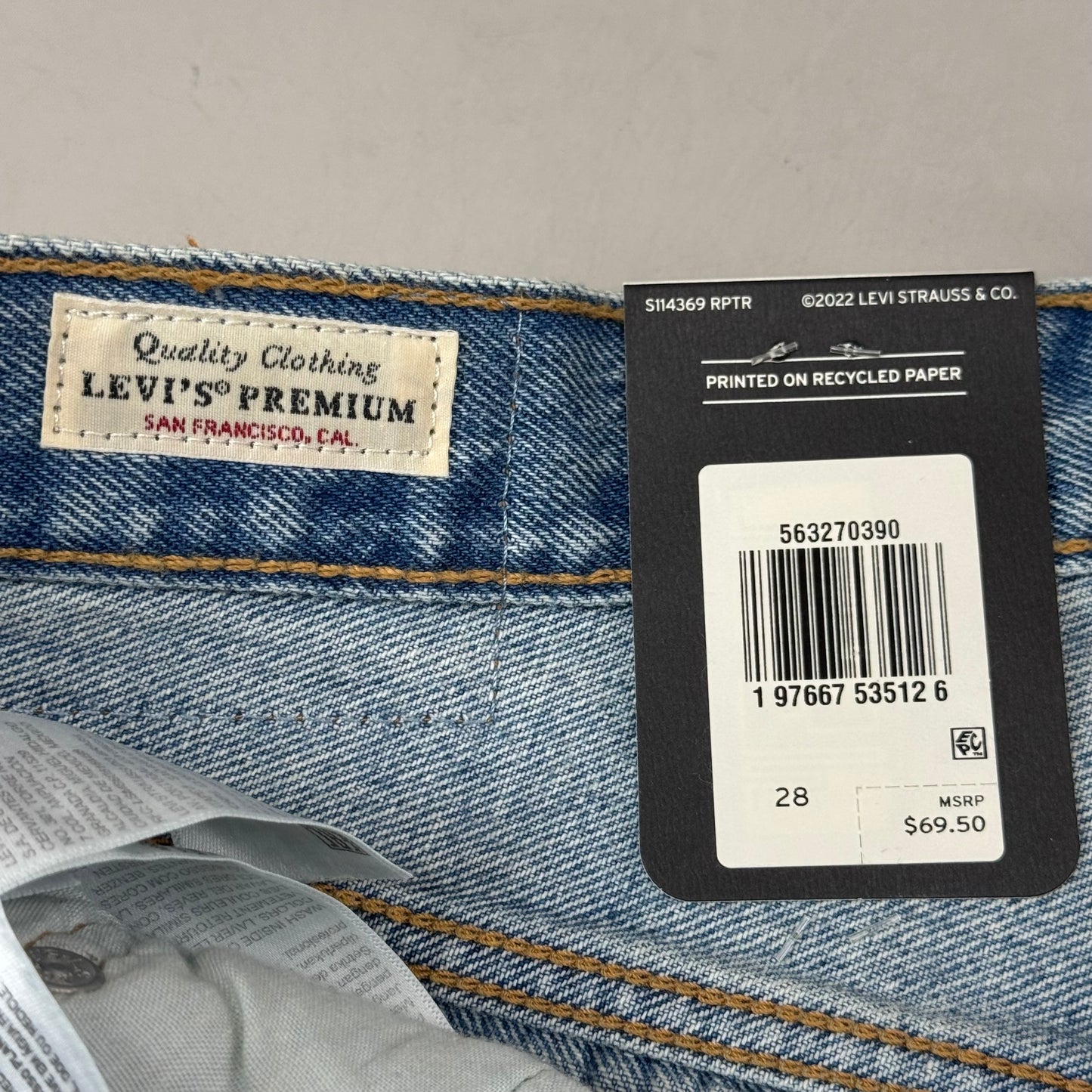 LEVIS 501 Original Fit High Rise Shorts Women's Sz 28 Vague Finish Medium Wash