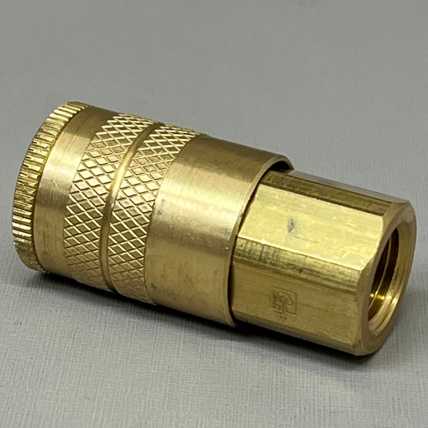 PARKER (2 PACK) Industrial Brass Quick Connect Air Couplers w/Female Threads B23