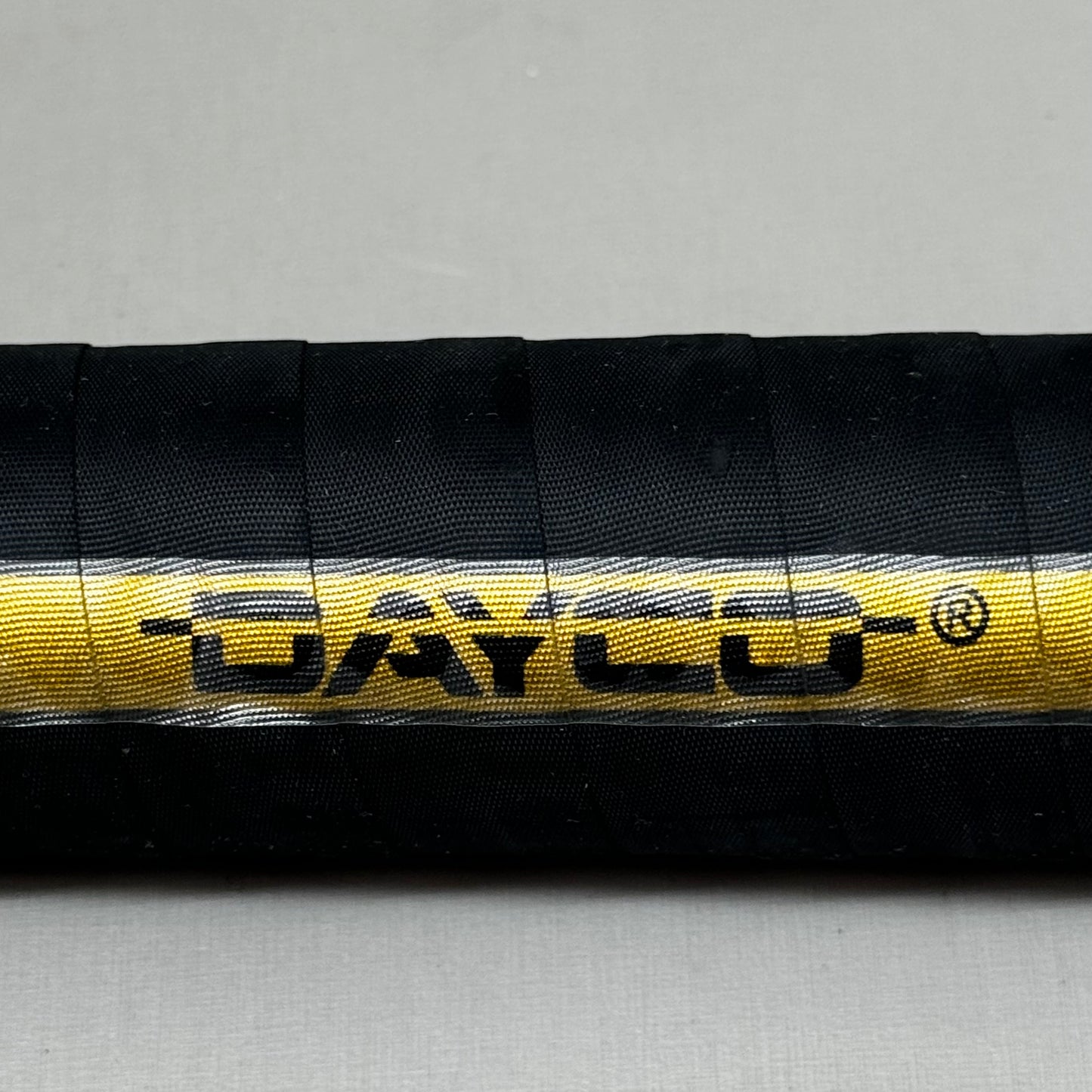 DAYCO H.D Gold Label STR RAD Hose 1-1/4" ID (32MM) for 1992-1997 Mack CL 77125GL