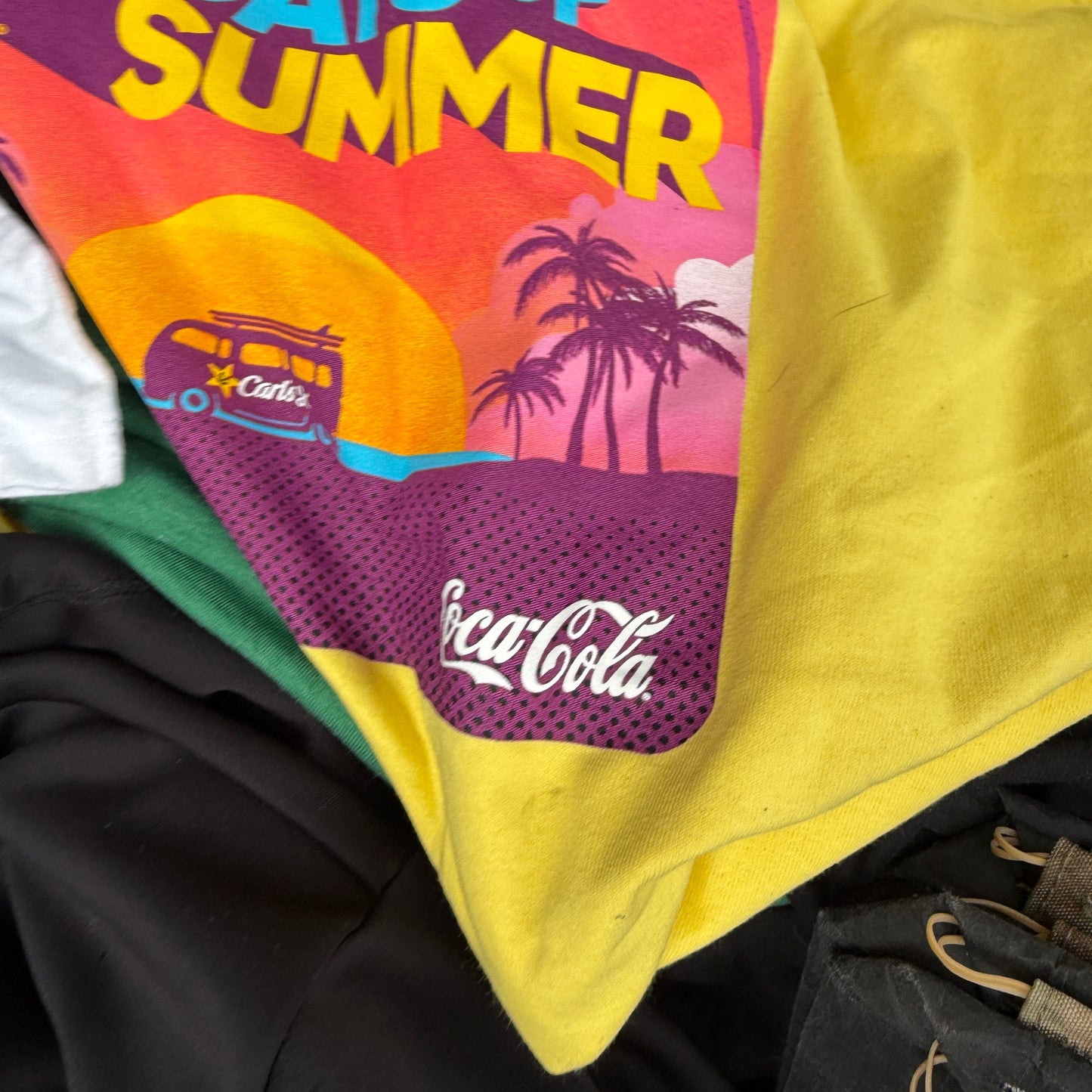 ZA@ Pallet of MIXED 100’s Of Men’s & Women’s Clothing