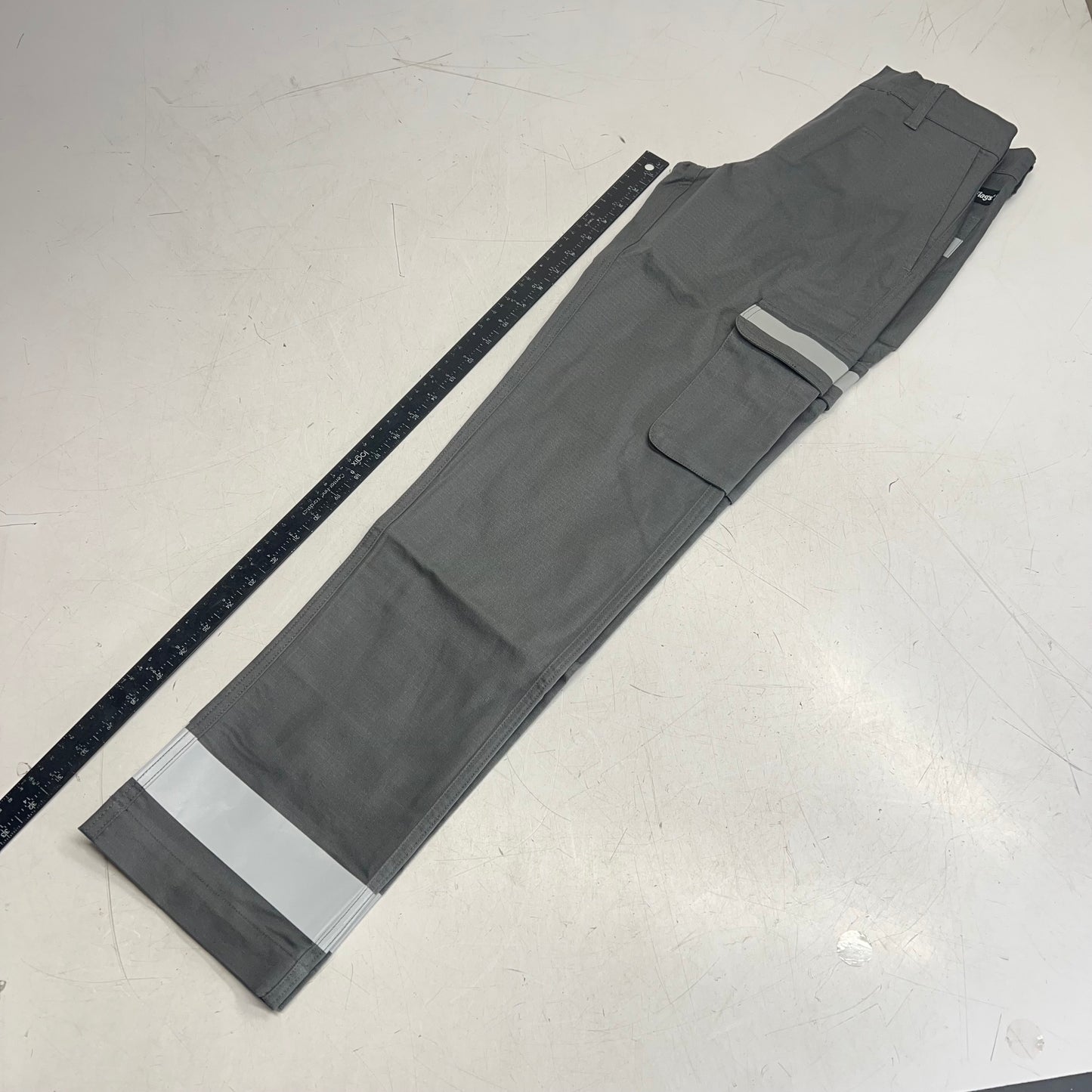 NORTHERN GRAVITY GEAR Cargo Reflective Pants Flame Resistant Boy's Sz 2x32 Grey