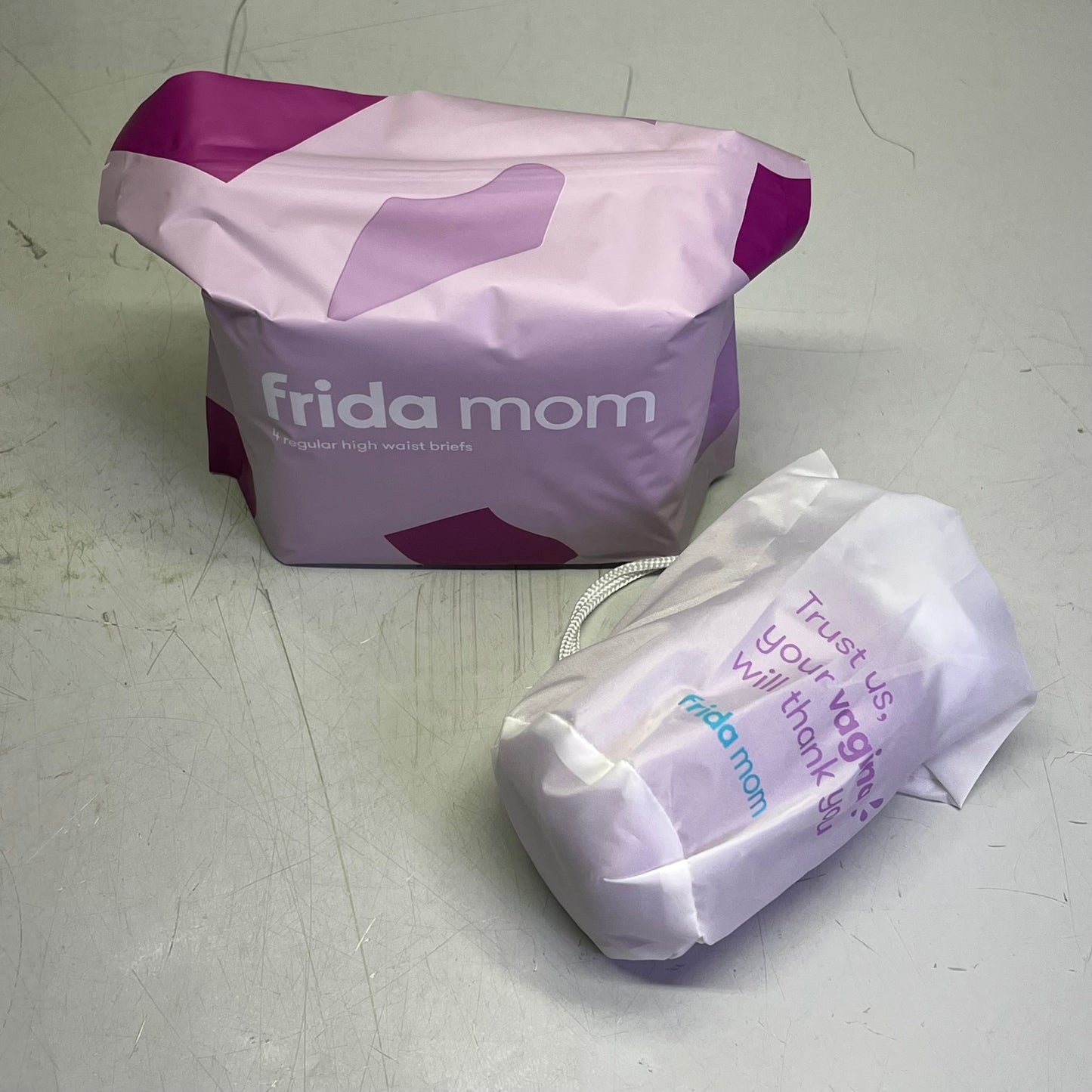 FRIDA MOM (19 PIECE KIT) C-Section Recovery Kit Day To Night Care Grey 773981
