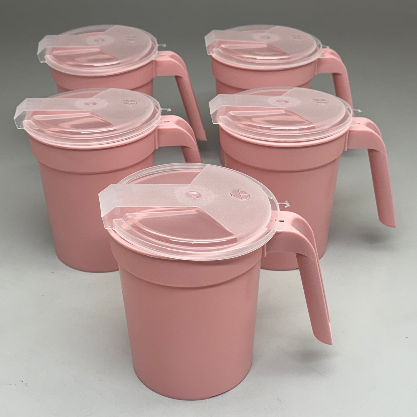 MEDEGEN 10Pk Medical Water Pitcher 28oz 5 1/2”Hx4 1/2”W Pink