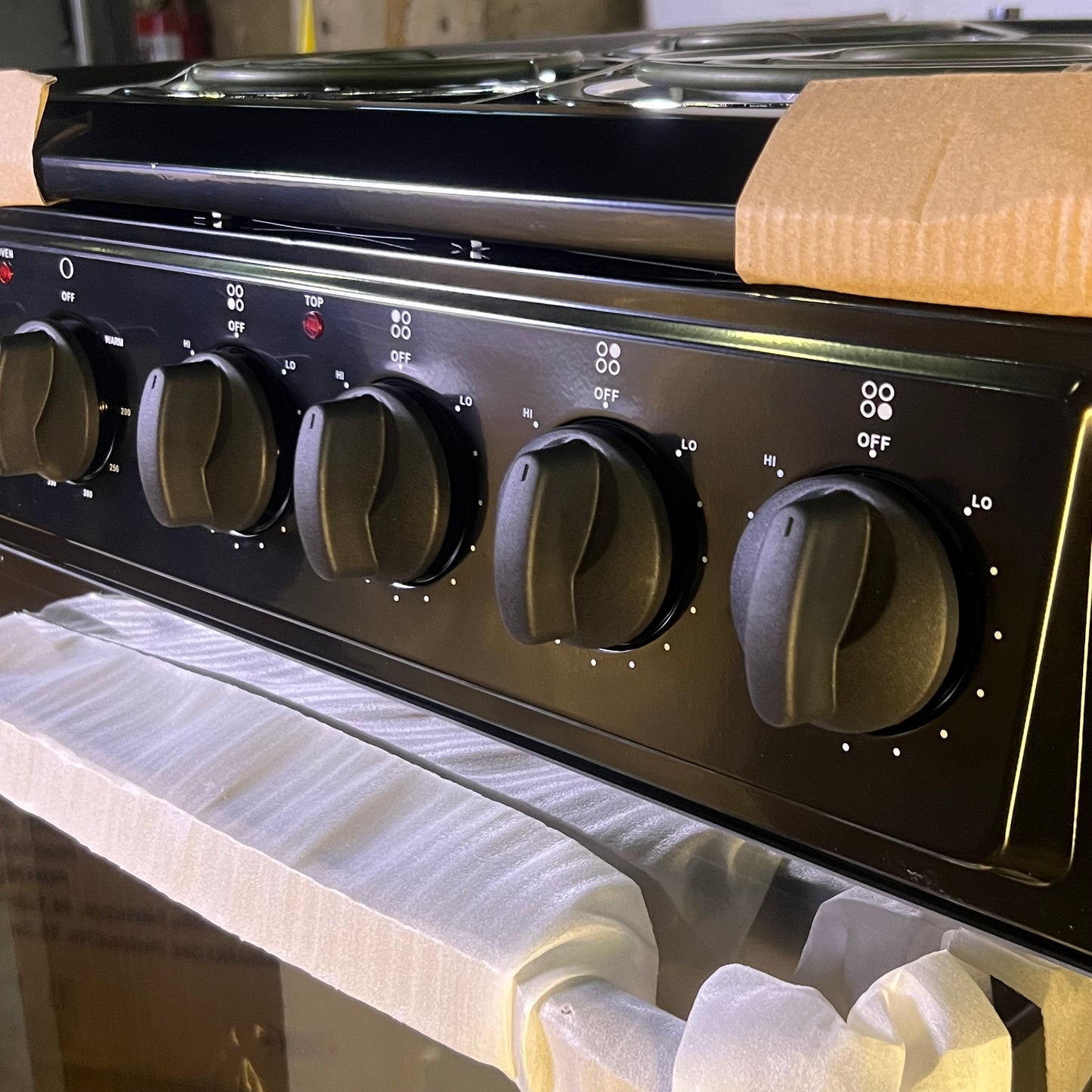 ZA@ Pallet of LEVELLA 20" Freestanding Electric Range with 4 Coil Burners & 2.2 Cu. Ft. Single Oven Capacity PRE2027GB