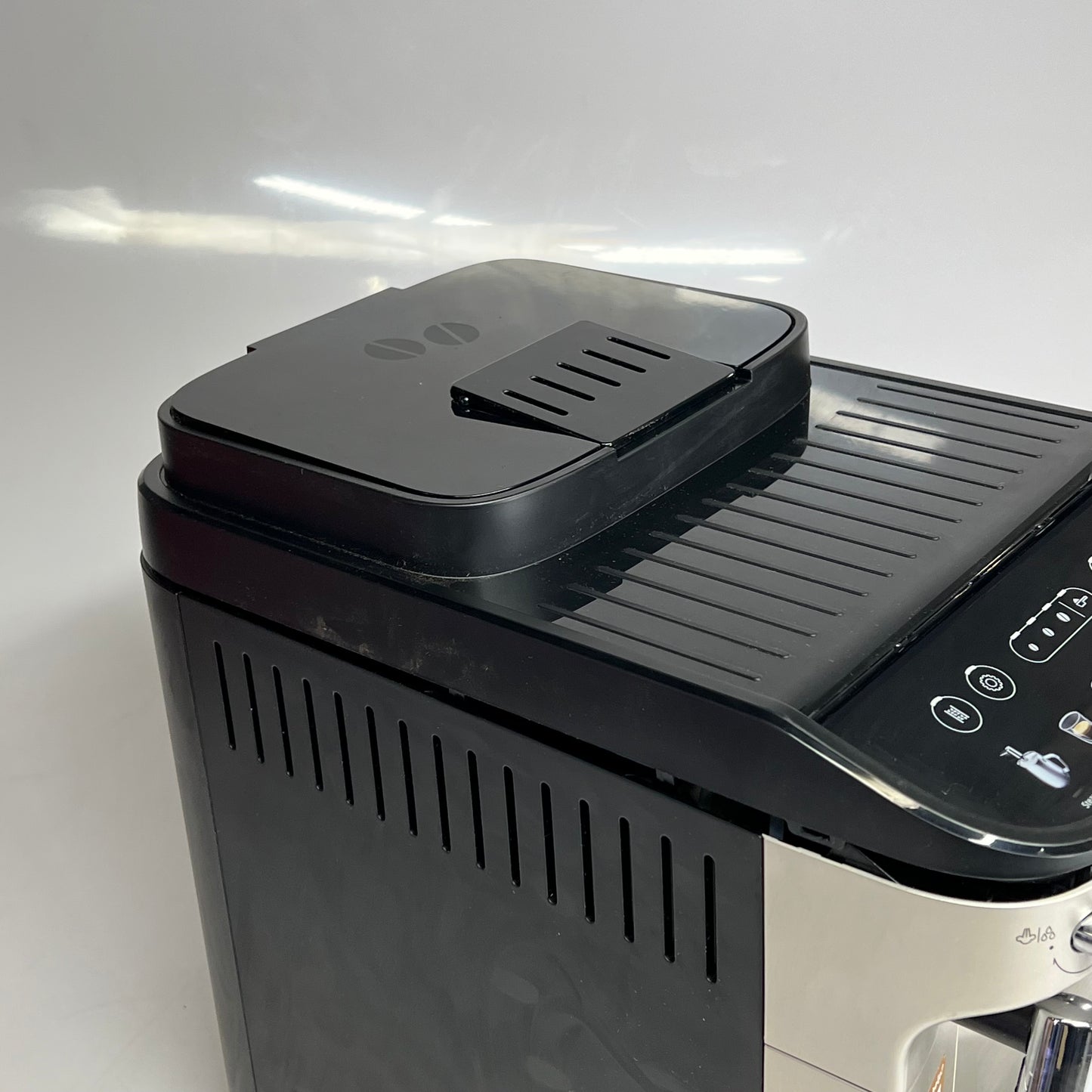 ZA@ DELONGHI Magnifica Evo Espresso Machine 6-1 Touch Recipes Silver ECAM29043SB (Return)