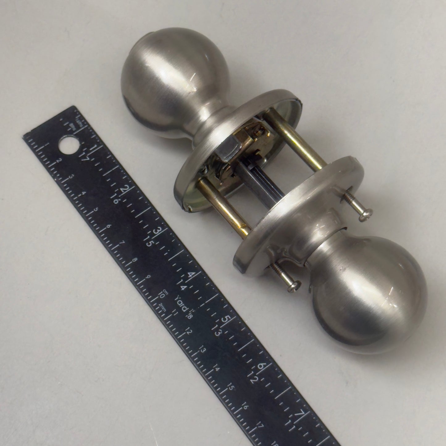 KWIKSET Polo Privacy Door Knob Single Sided Handle Satin Nickel ‎93001-915