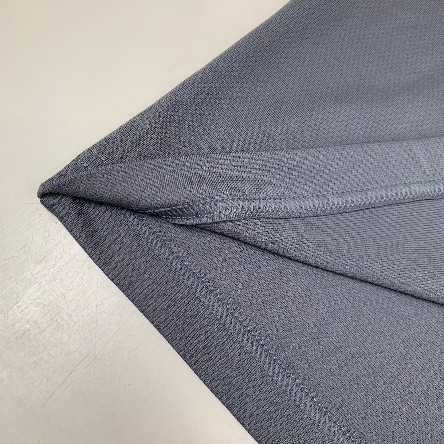 UNDER ARMOUR UA Team Tech Polo Loose Light & Moisture Wicking Men's Sz L Grey