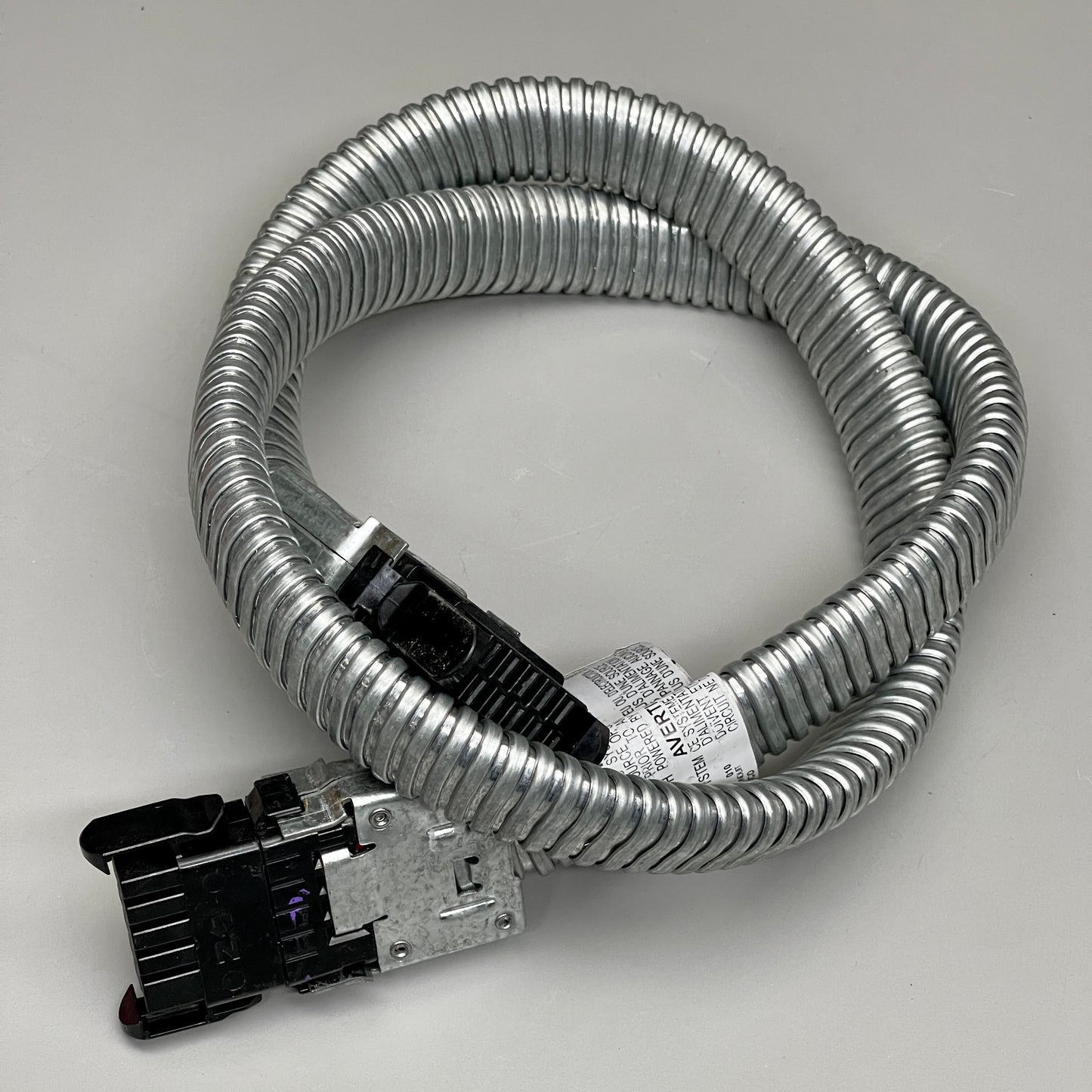 DEKKO 4'x 1" flexible conduit Ceiling Power Entry 580003.1.16 10 Wire 8-10 (New)