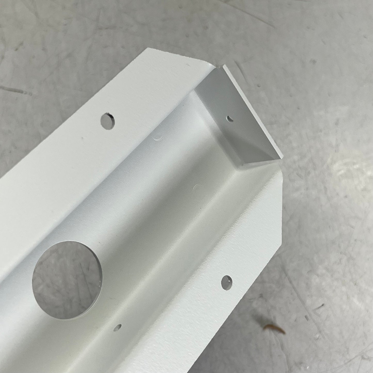 KENALL Senscape Lighting For Parking Garage, Gymnasiums & More White SPG18