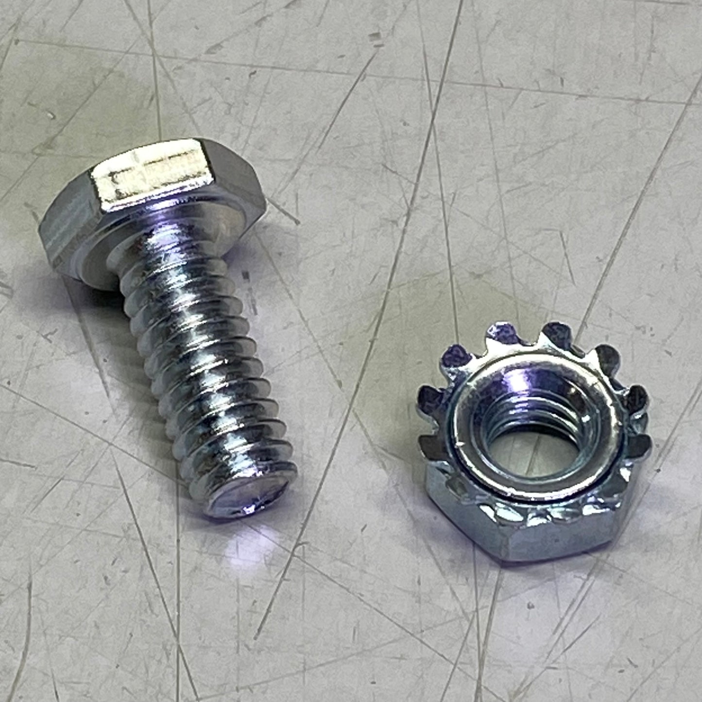 HARDWARE (200 Pcs Aprox) Screws 0.8"L Grey