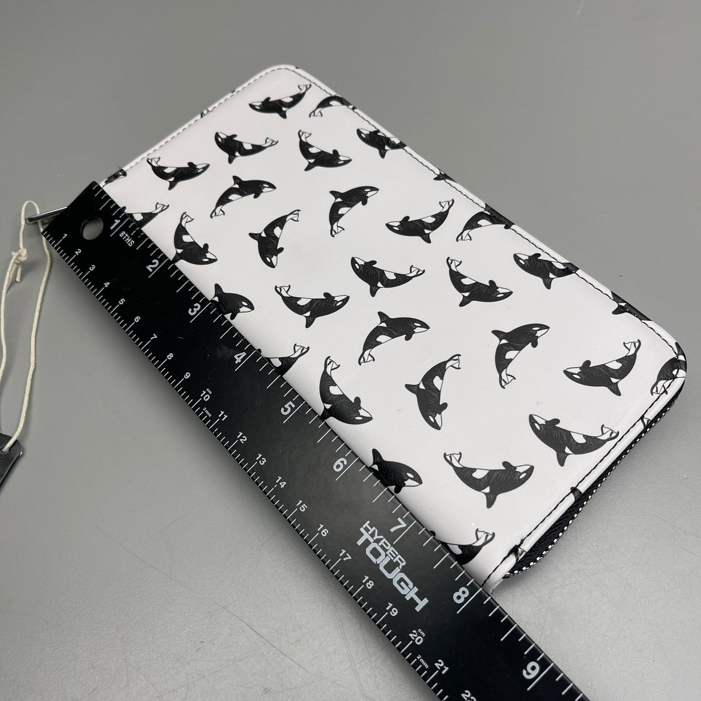 LOUNGEFLY X SEAWORLD Toss Orca Wallet Zip Black & White NEW