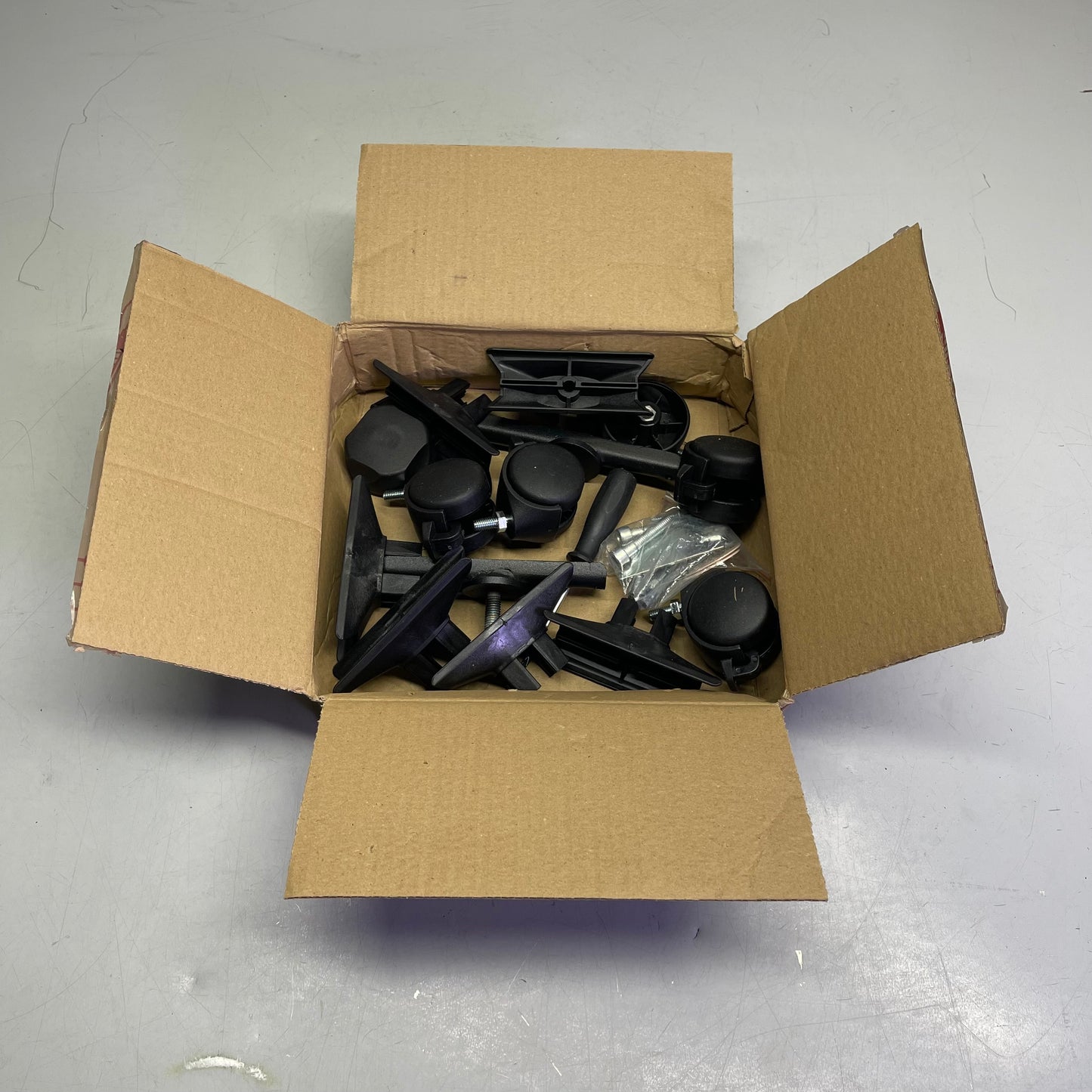 MASTERVISION (4 PACK) Casters 2” Dia Black