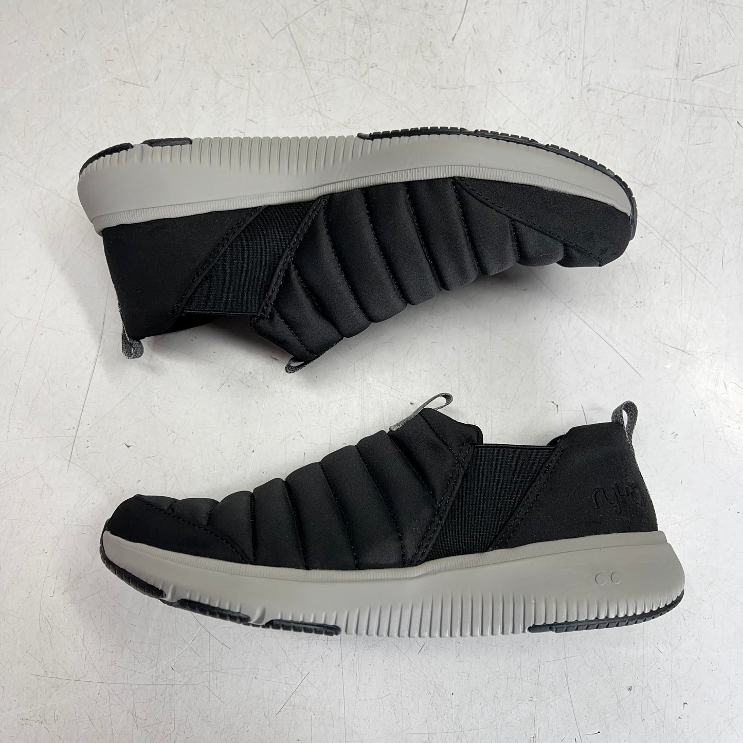 RYKA Quilted Slip-ons Pursuit Sneakers Arch Support Women's Sz 7M Black 33606