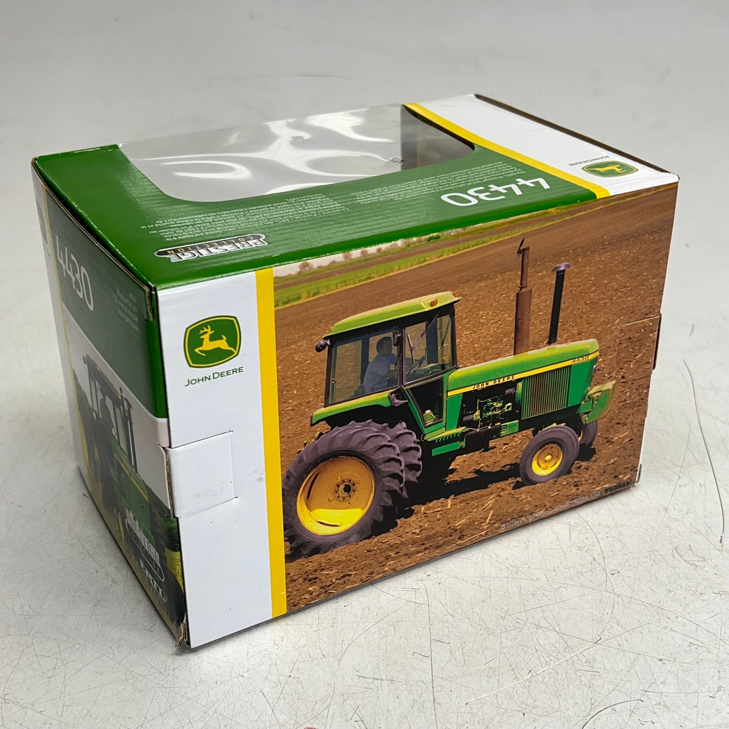 JOHN DEERE Prestige Collection Tractor 1/13 Die-cast Metal Replica Green 4430