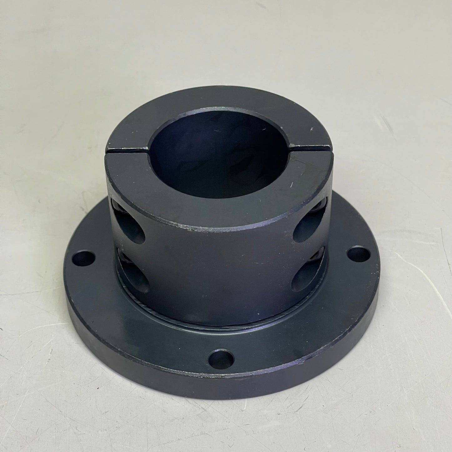 STAFFORD Flanged Shaft Mount, Made In USA 1-1/2" Dark Grey Steel 1L108MXR